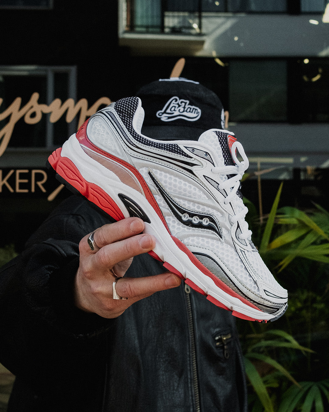 Saucony ProGrid Omni 9