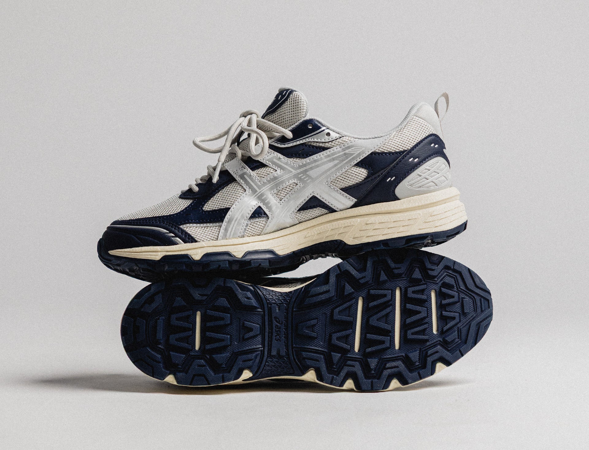 Asics Gel-Nunobiki glacier grey midnight