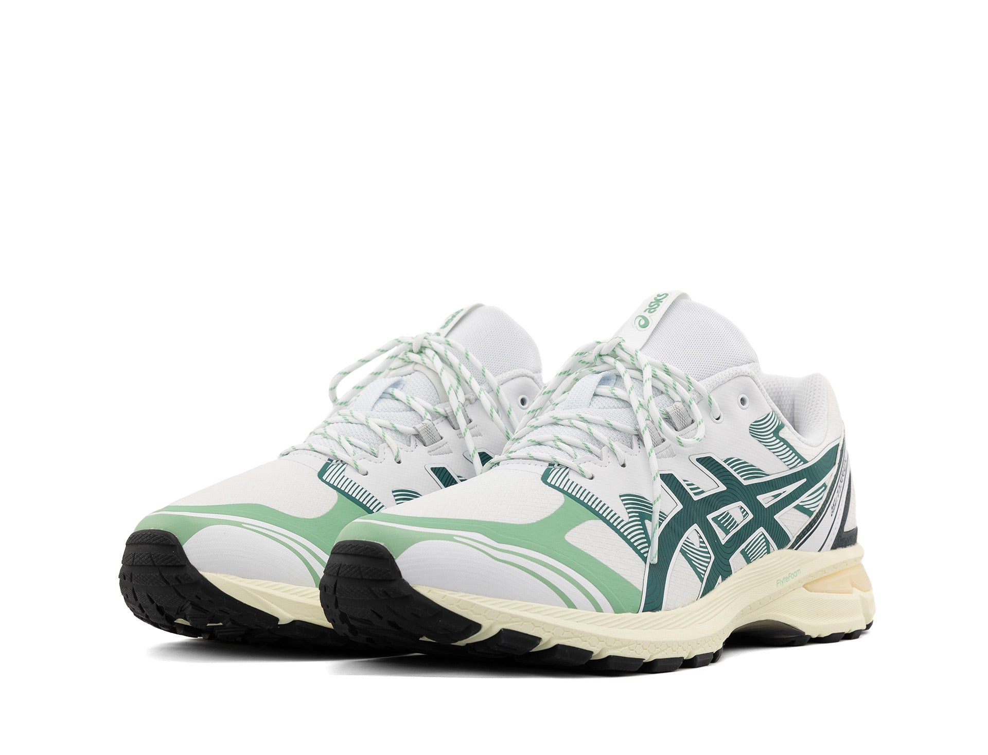 Asics Gel-Terrain white rainy lake