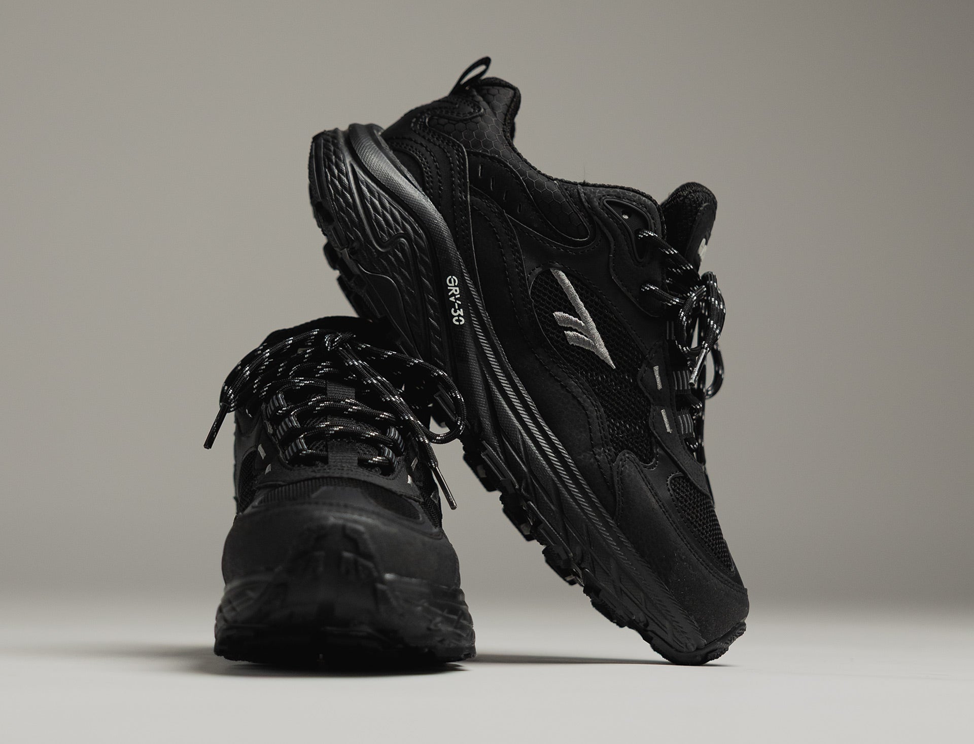 Hi-Tec Eastend WP ‘Japan Line’ Pack black