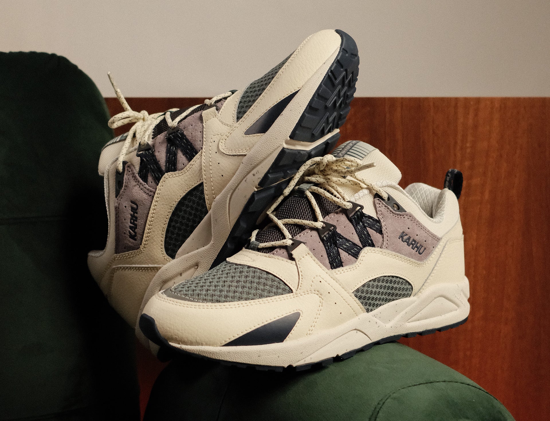 Karhu Fusion 2.0 solitary star naval acedemy