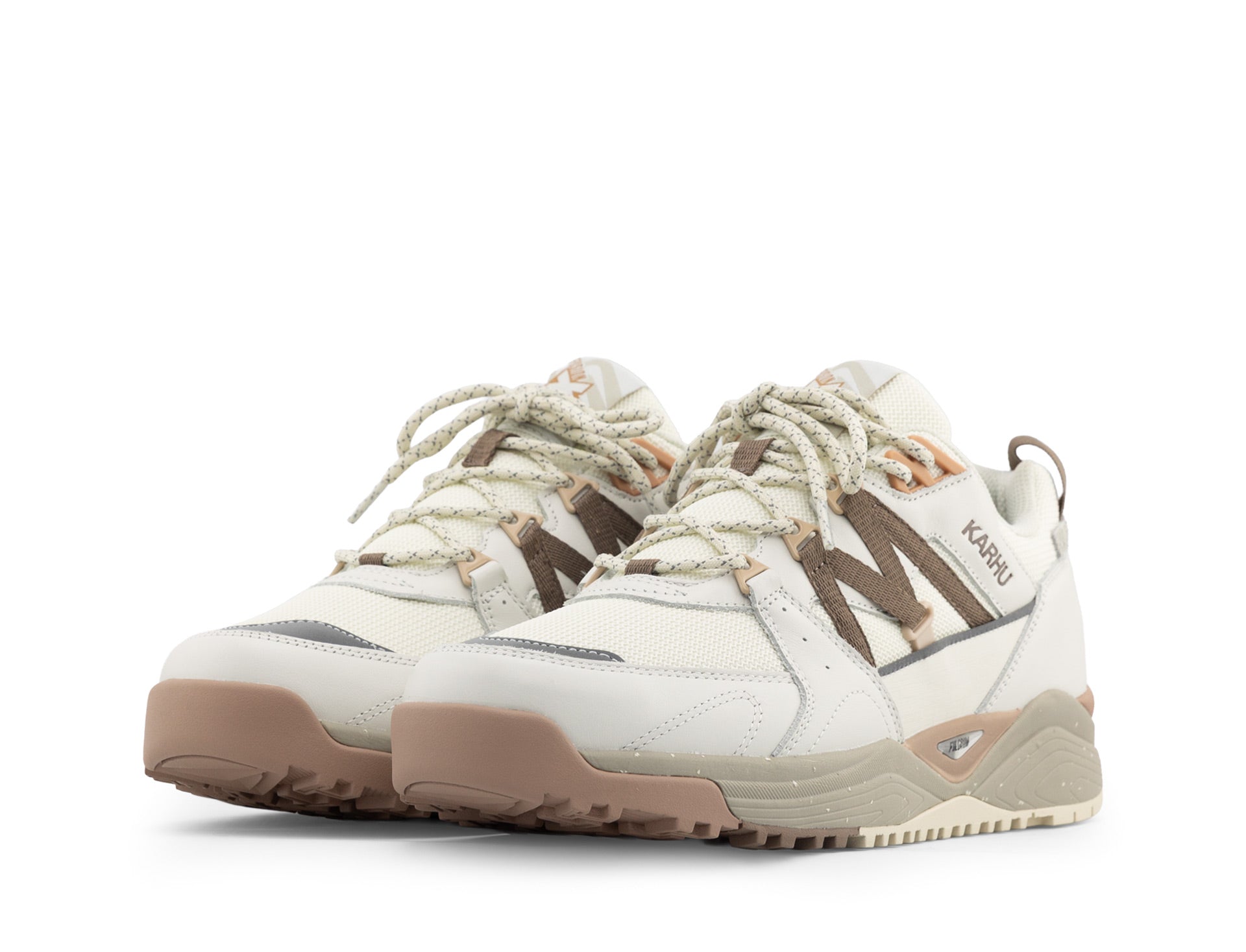 Karhu Fusion XC lily white pine bark