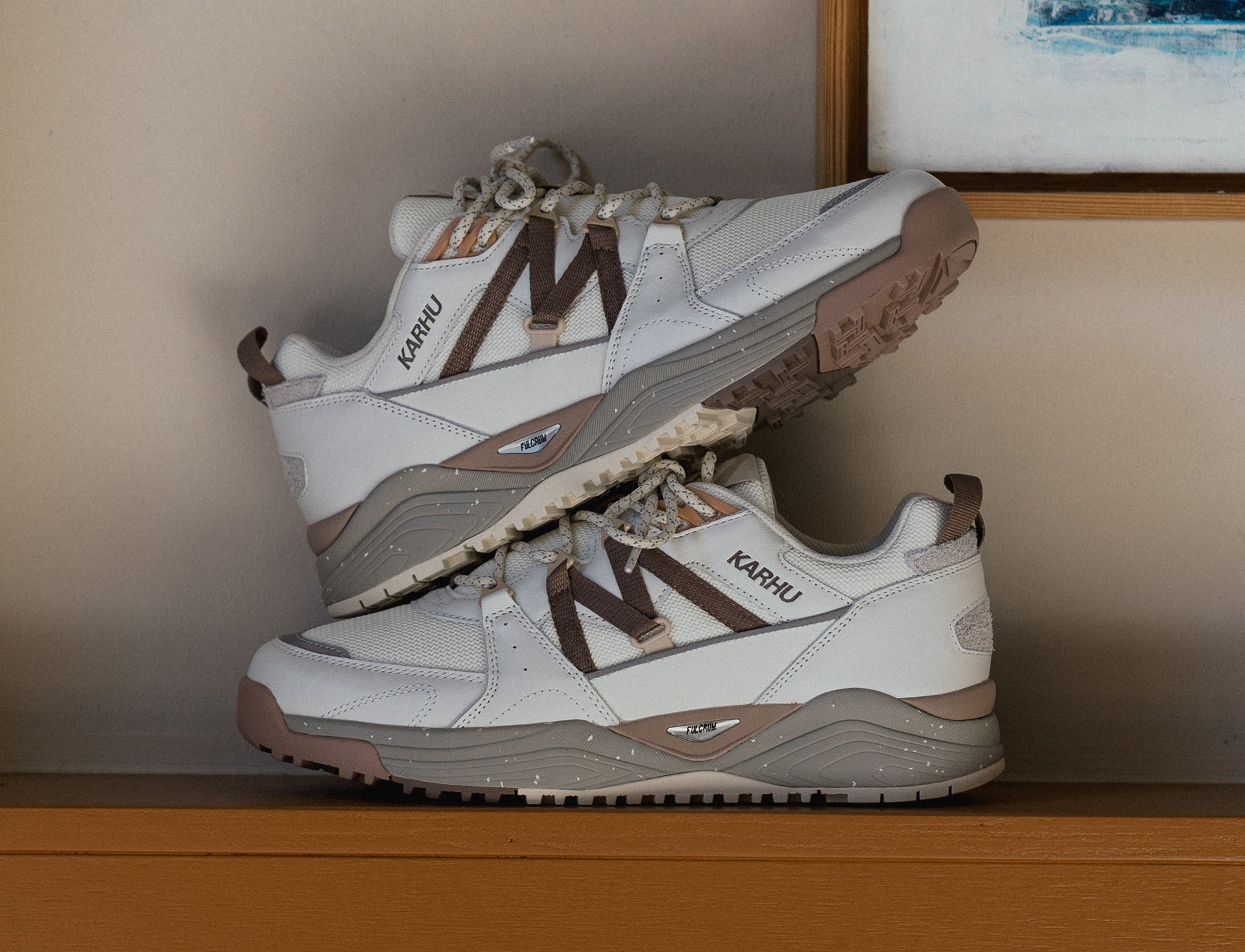 Karhu Fusion XC lily white pine bark