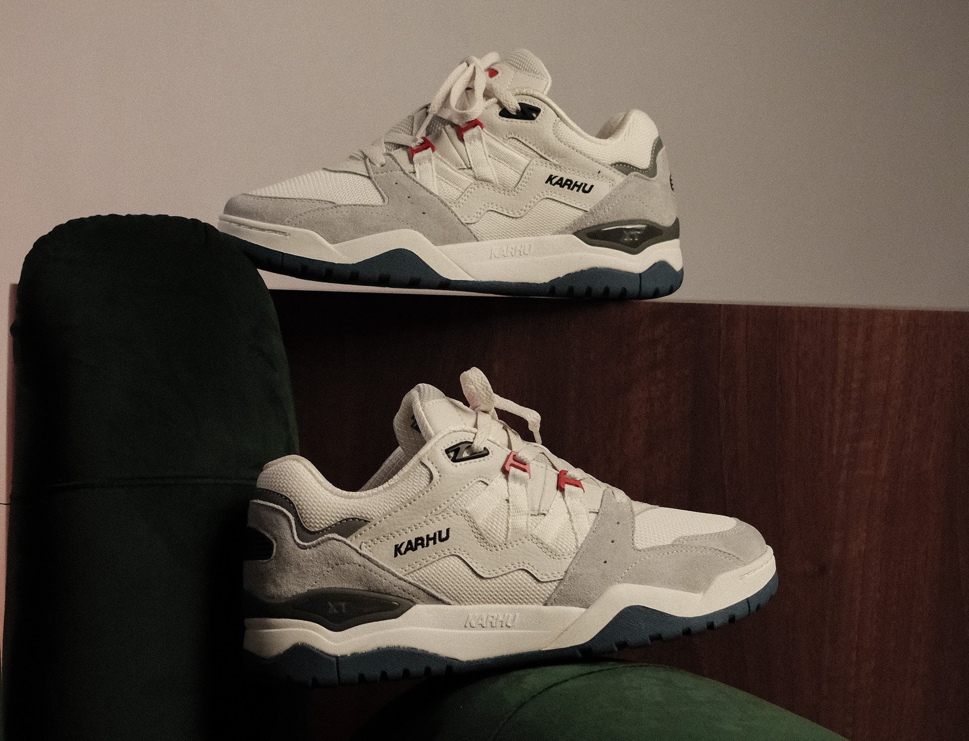 Karhu Fusion XT dawn blue blanc de blanc