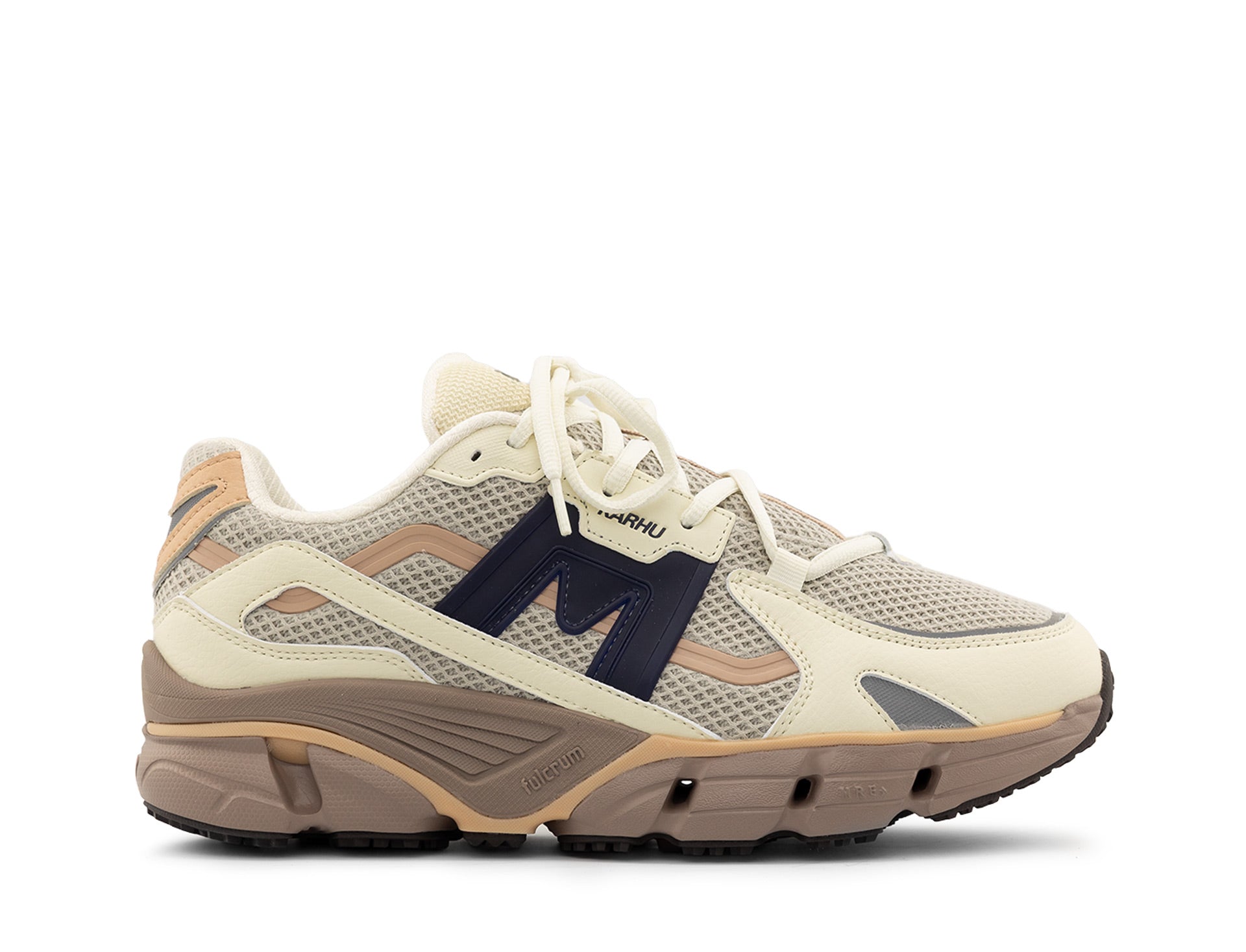 Karhu Super Fulcrum solitary star acedemy