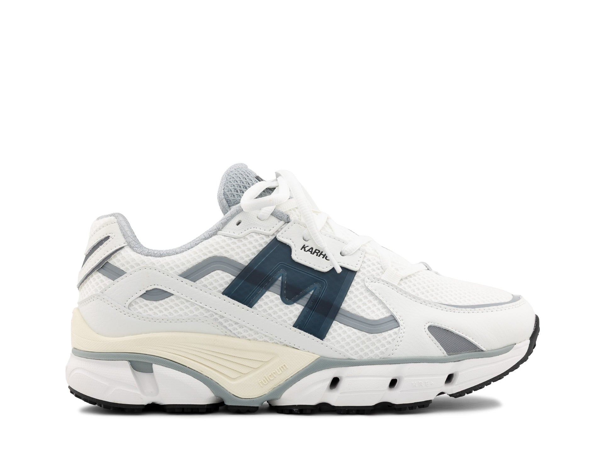Karhu Super Fulcrum white deep dive