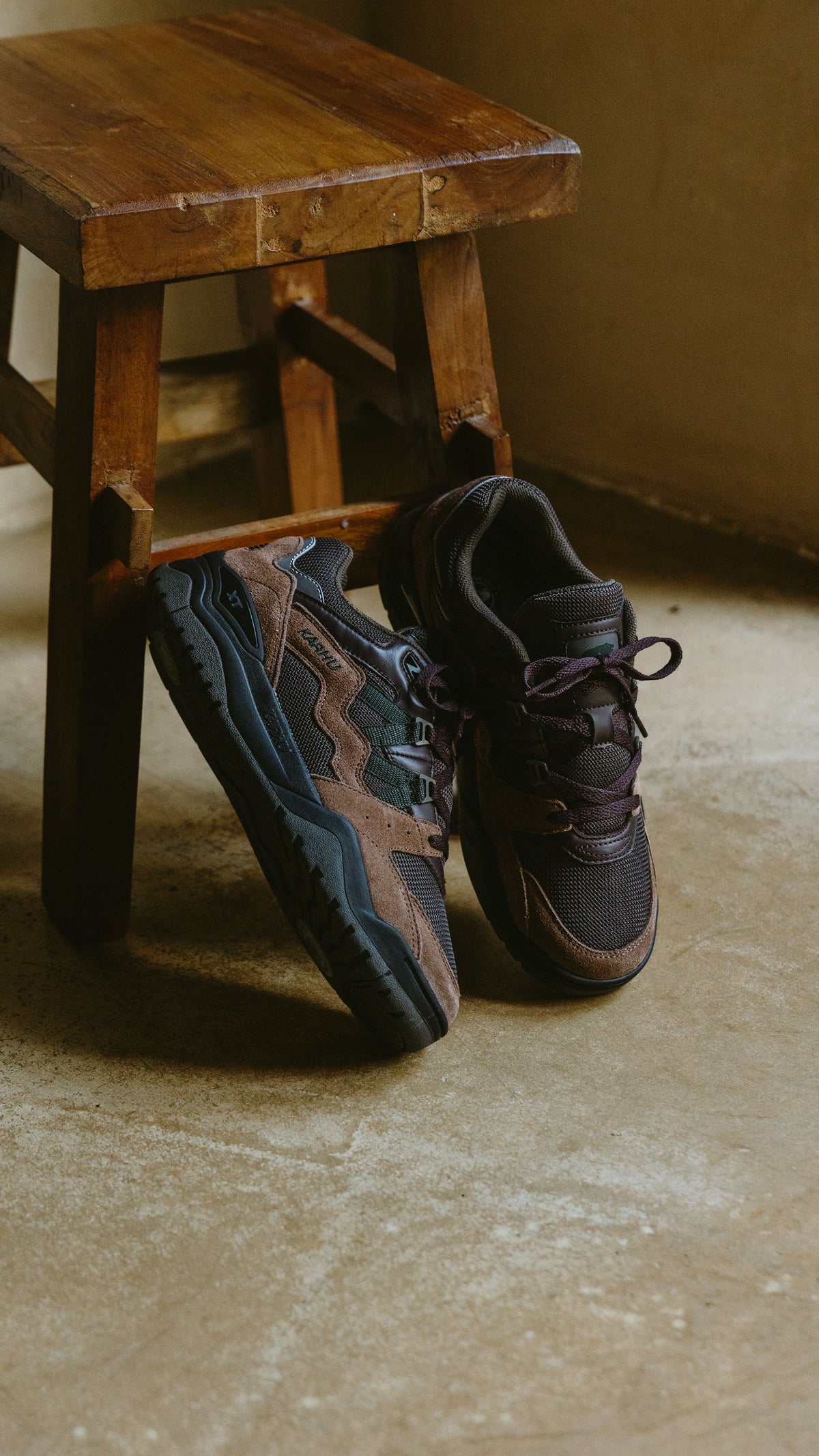 Karhu Fusion XT pine bark scarab