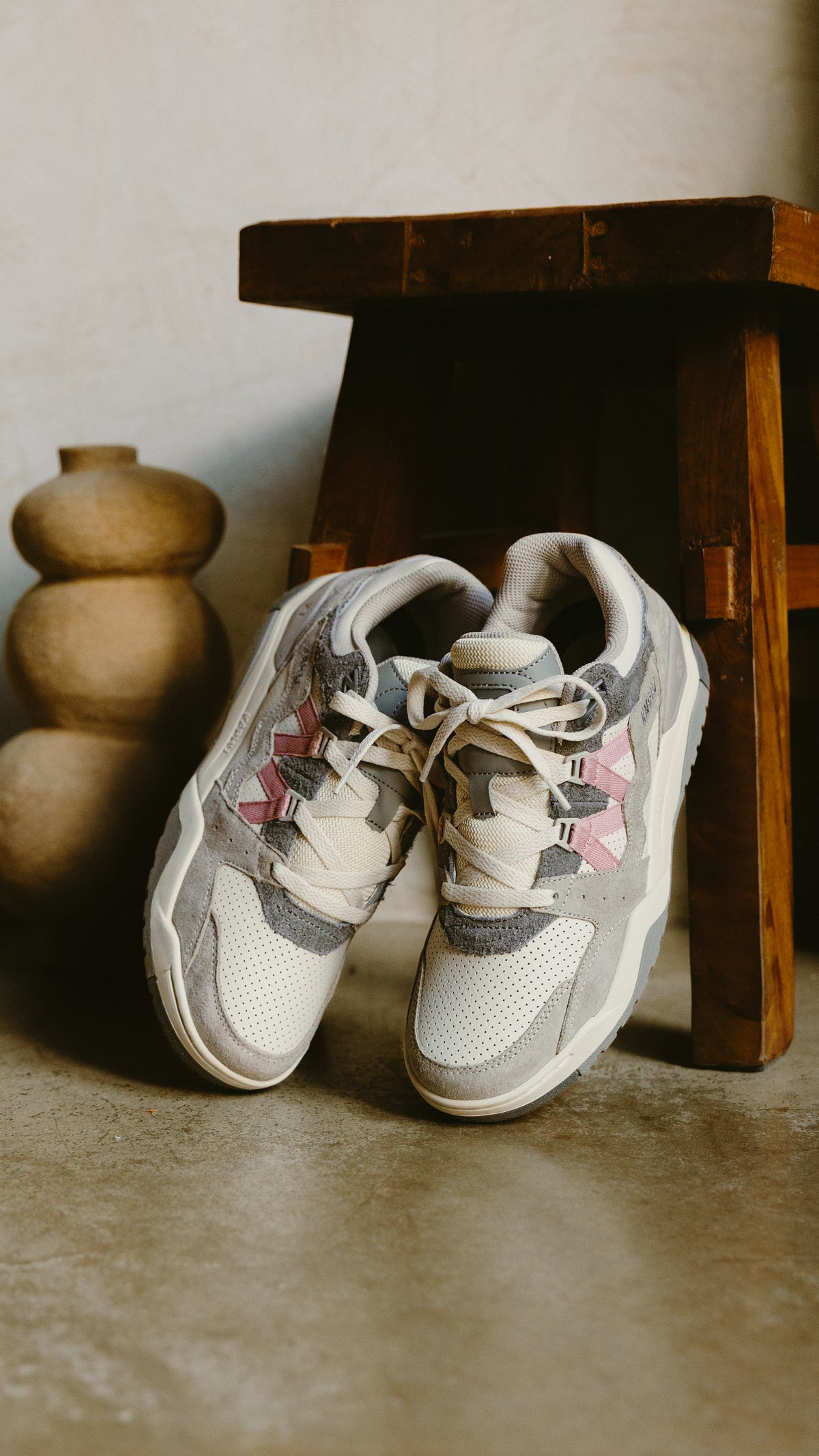Karhu Fusion XT silver lining adobe rose
