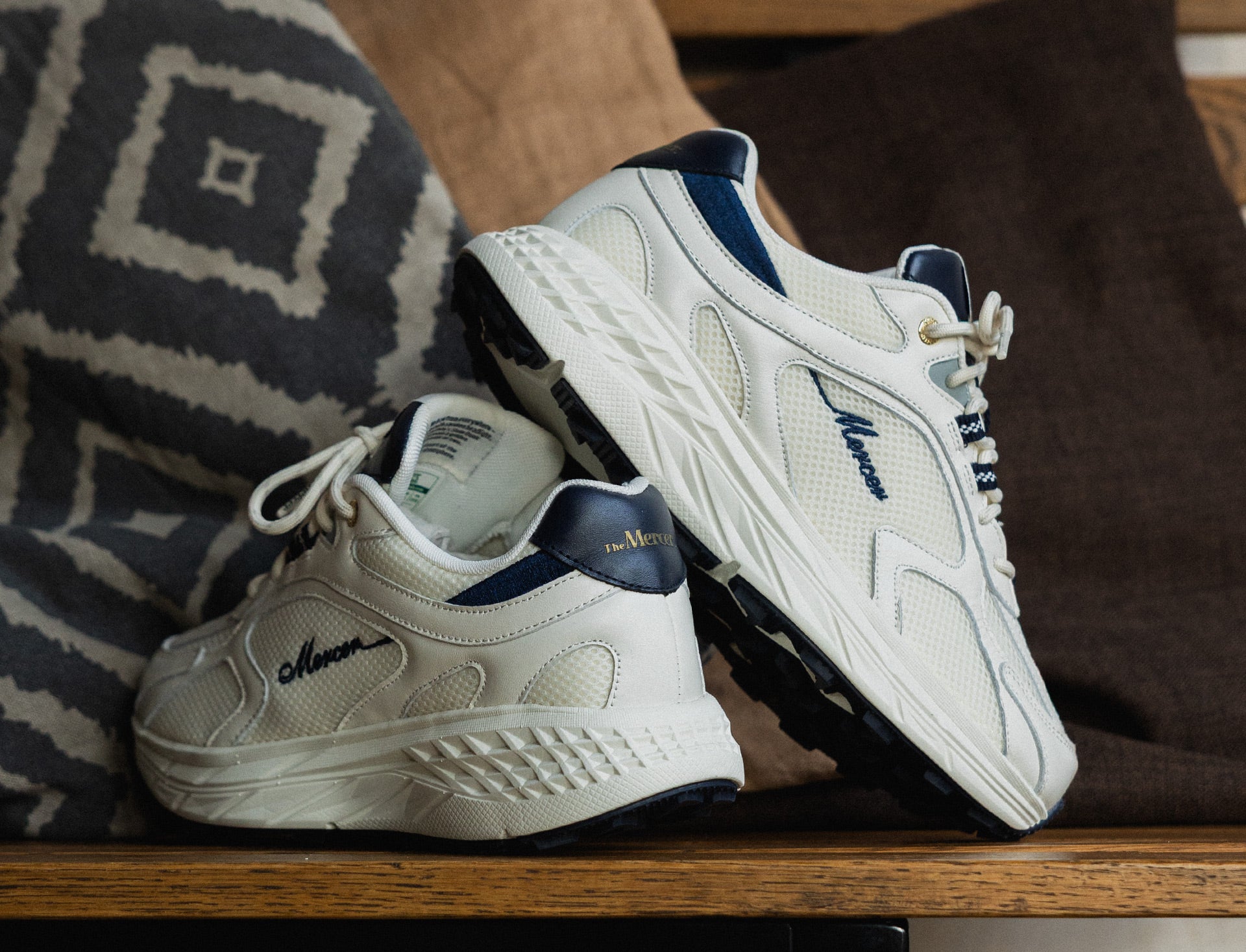 Mercer The Re-Run Max Evo off white