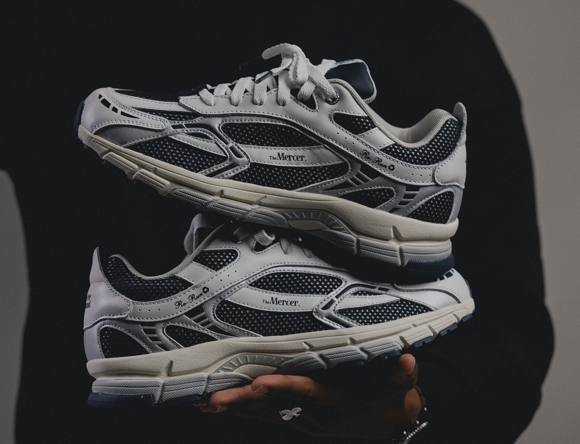Mercer The Re-Run White Silver navy