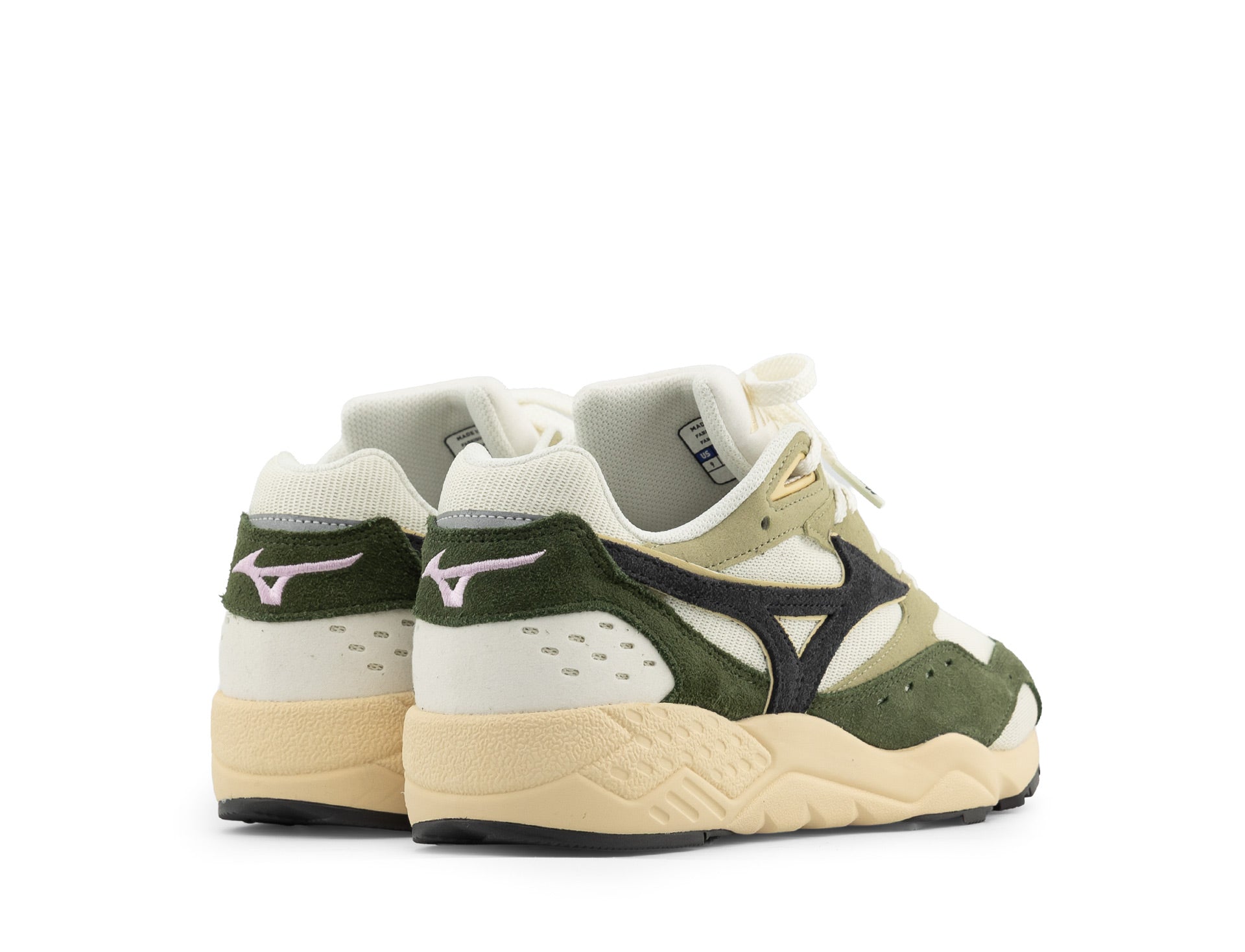 Mizuno Contender pristine black sand four leaf clover