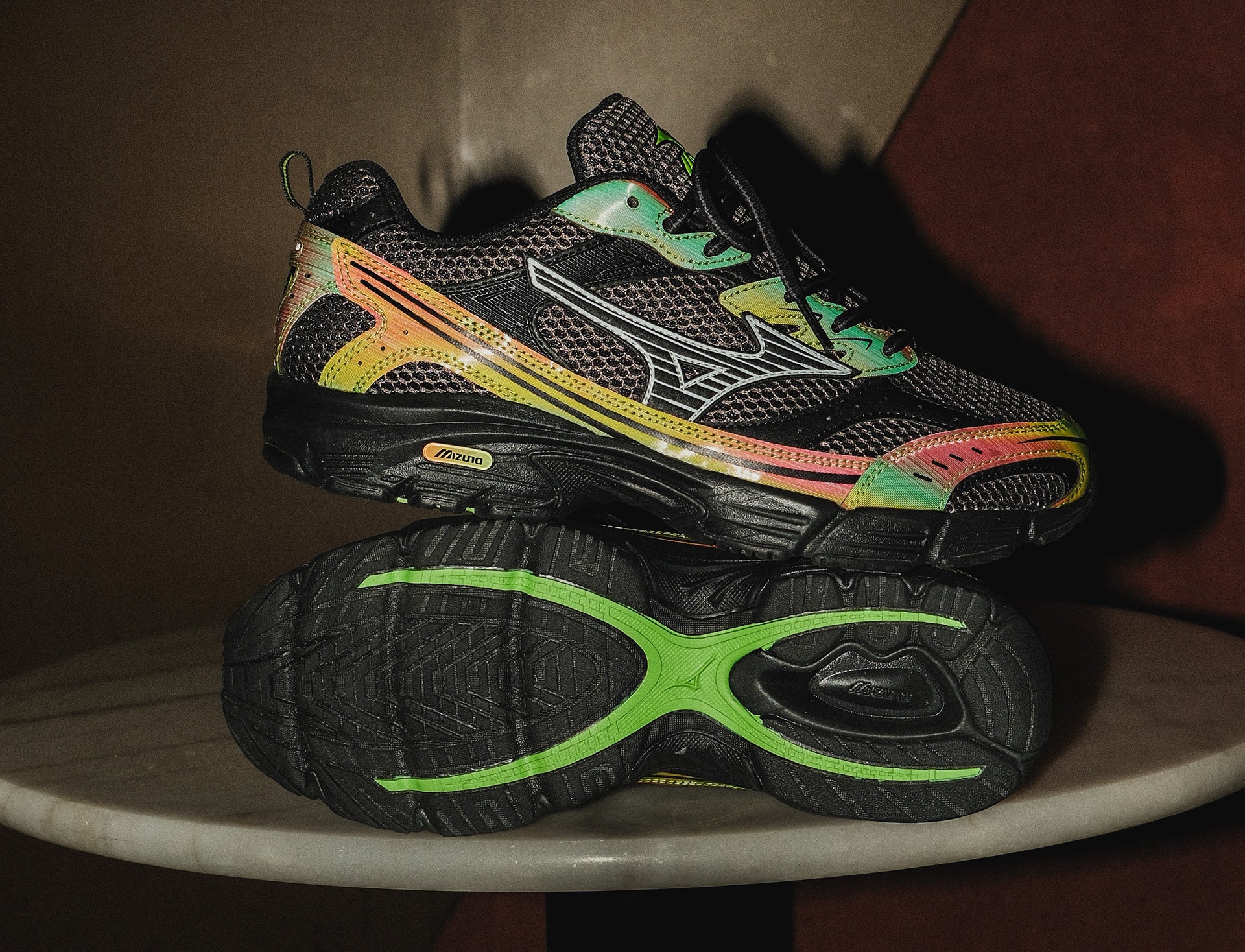 Mizuno MXR 'The Midnight Velocity' Pack iron gate black jasmine green