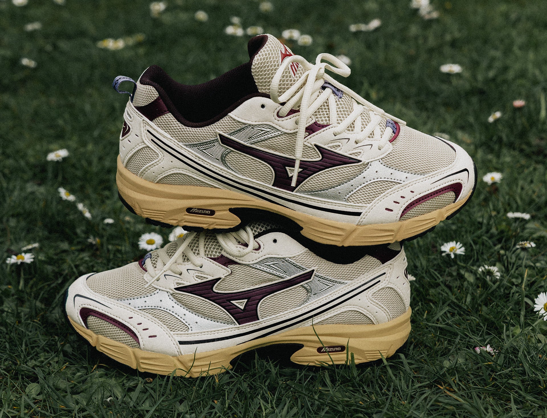 Mizuno MXR summer sand fig pristine