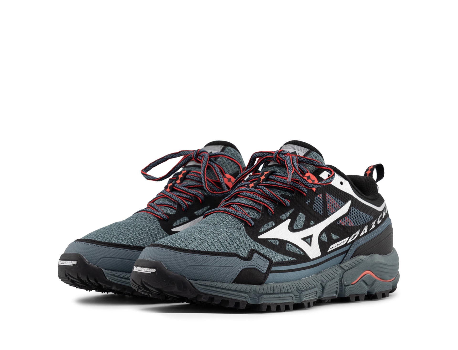 Mizuno Wave Daichi LS stormy weather silver