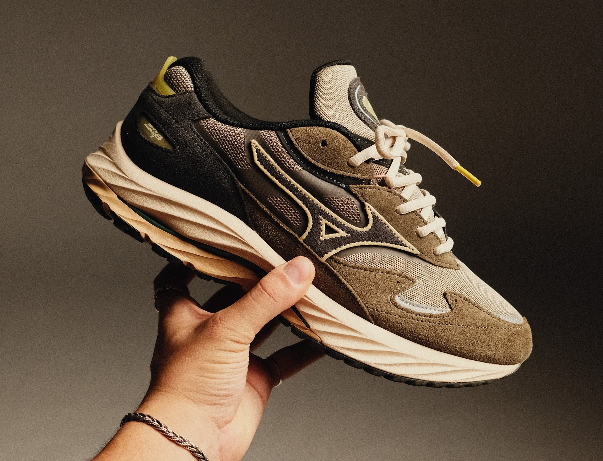 Mizuno Wave Rider B blue granite salute odyssey gray