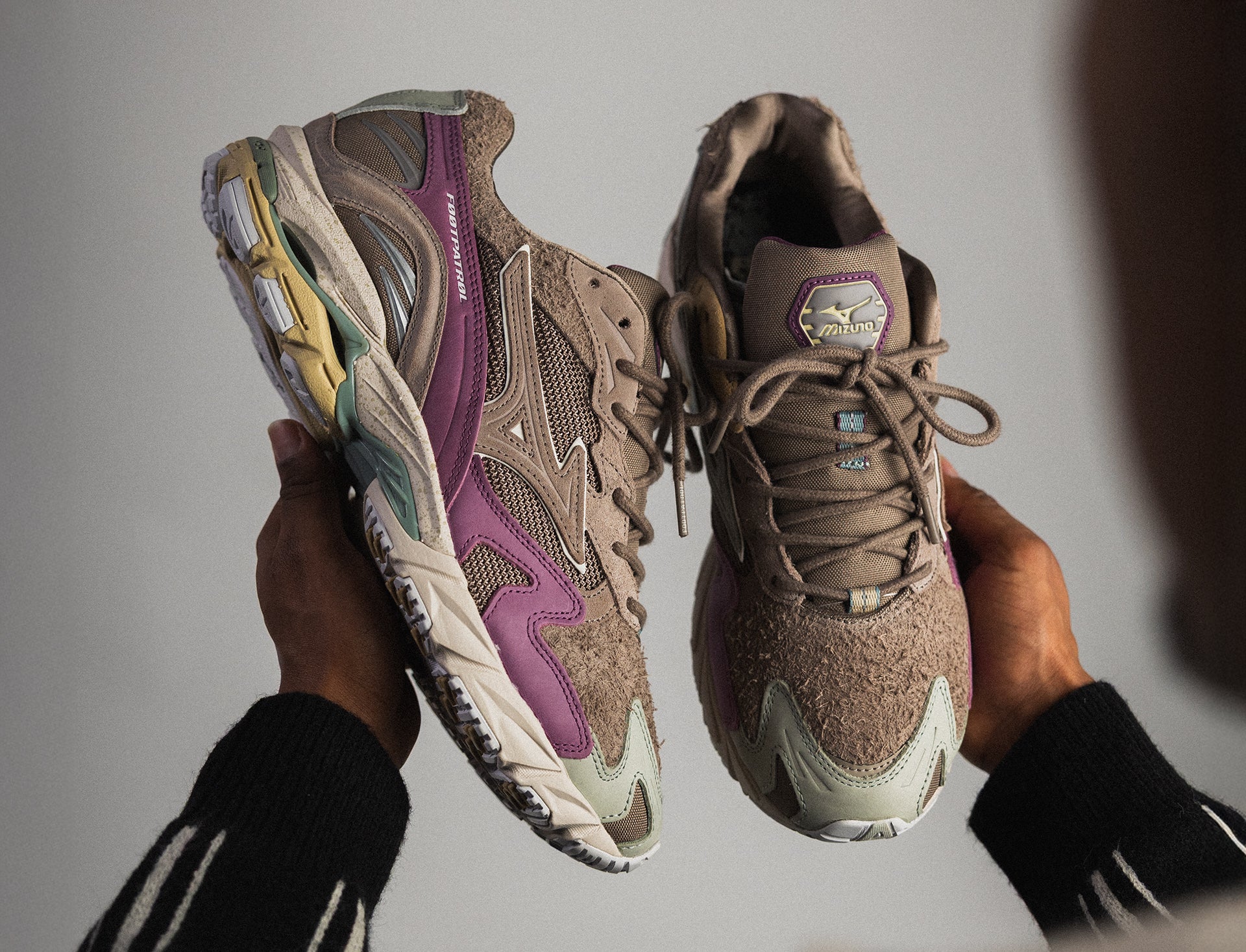 Mizuno X Footpatrol Wave Rider 10 rust