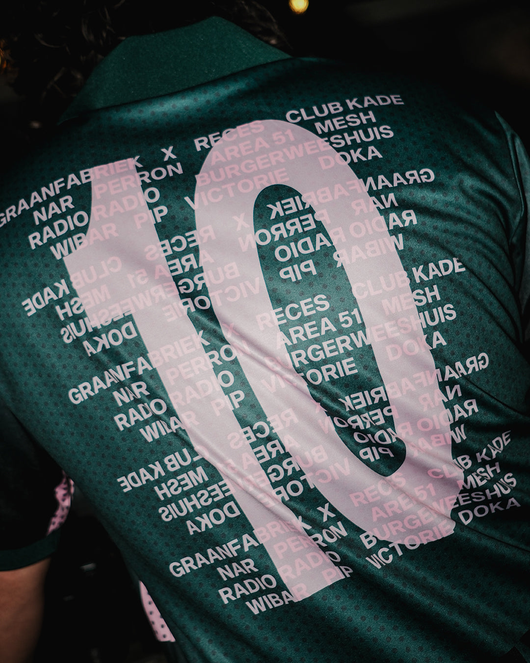 De Sluwe Vos X Mizuno 10x10 tour tee