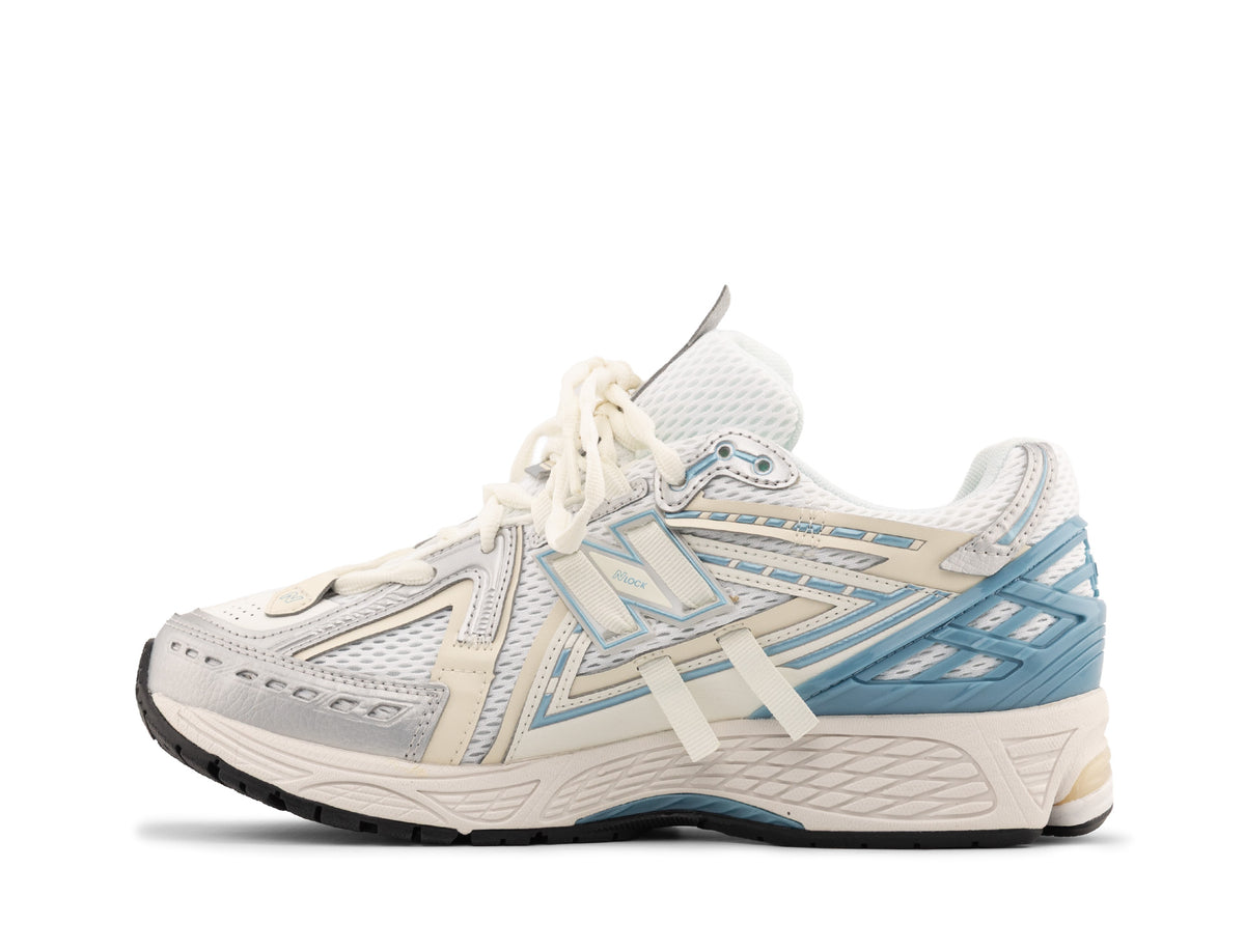 New Balance 1906A sea salt