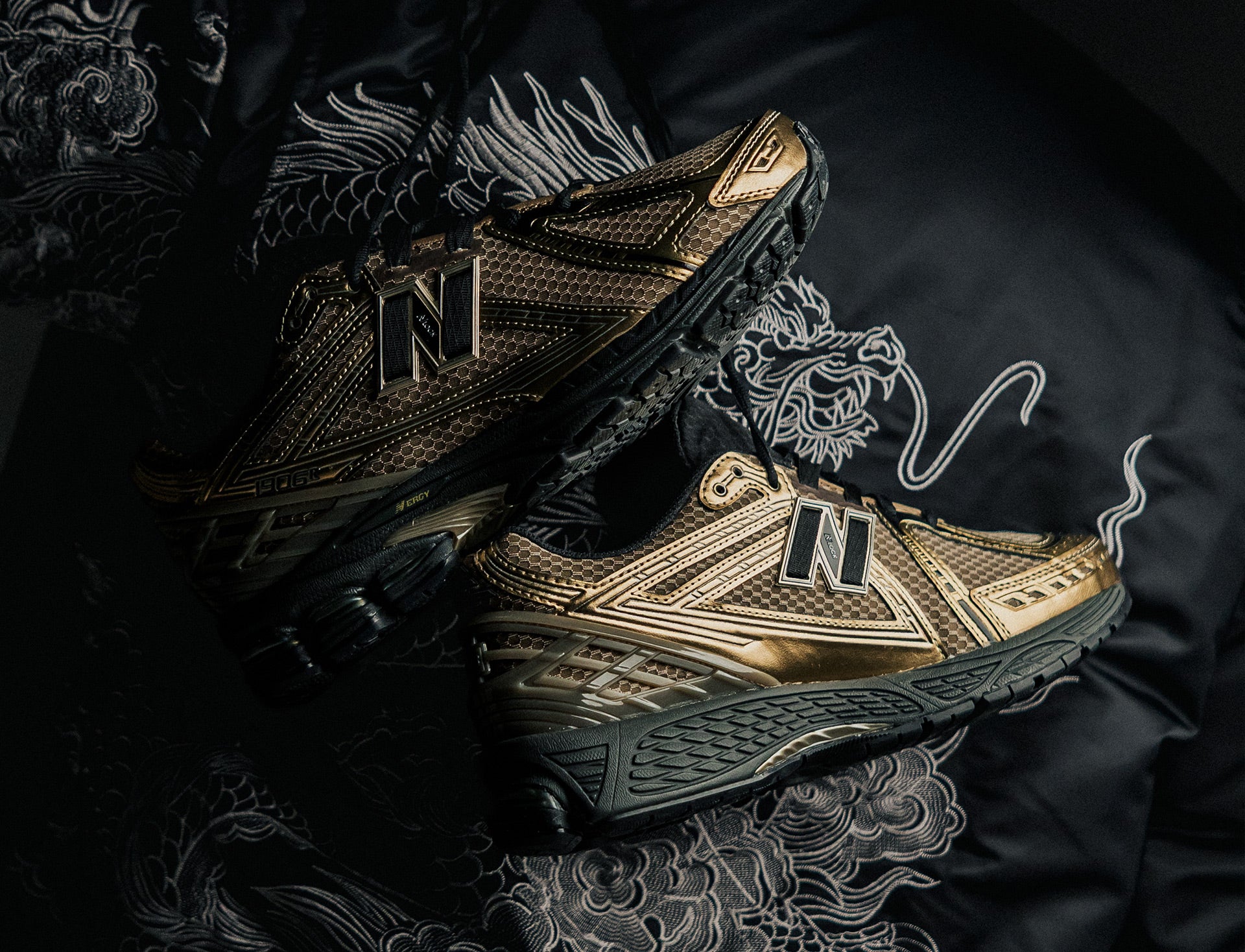 New Balance 1906R mushroom black metallic