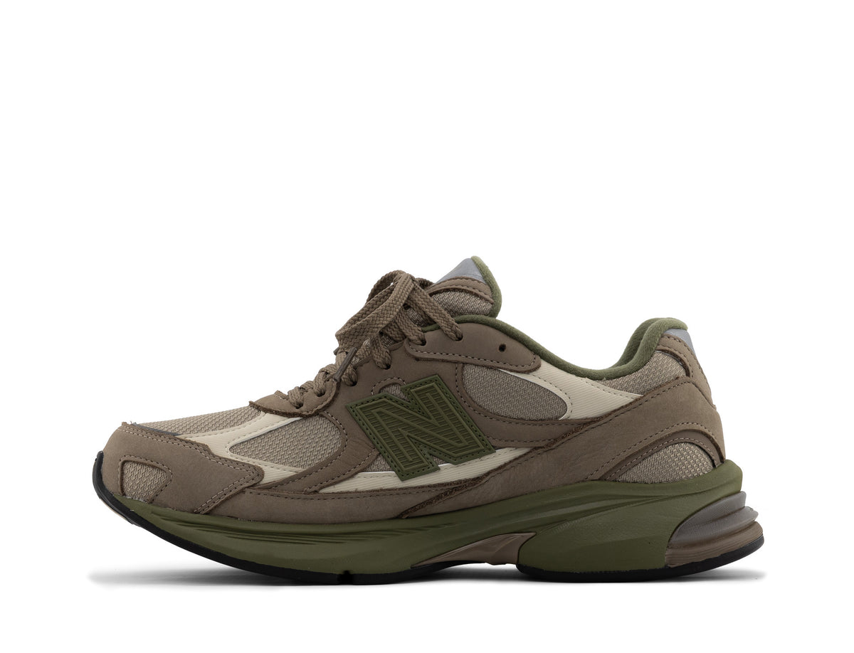 New Balance 2010 light mushroom