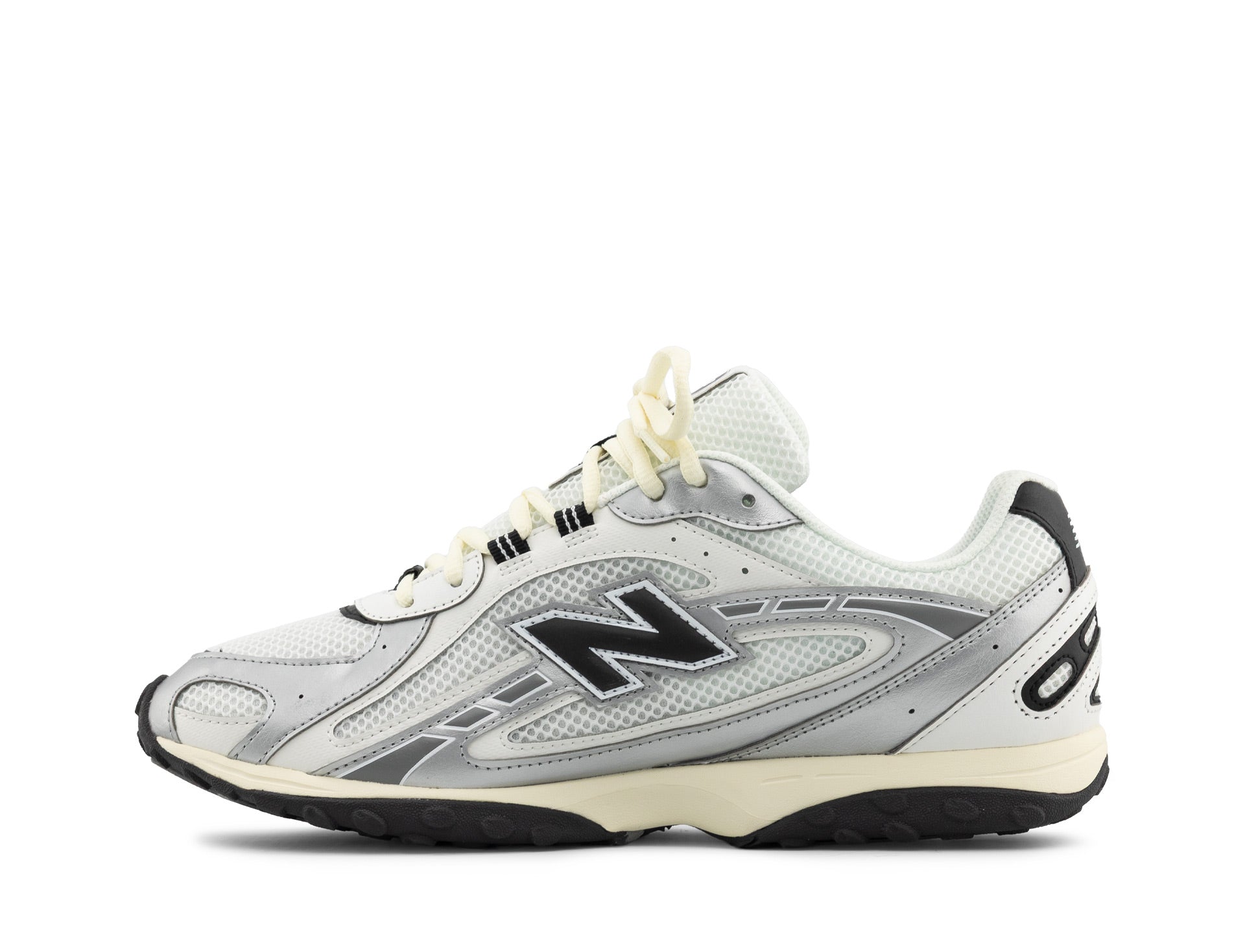 New Balance 204L black silver metallic