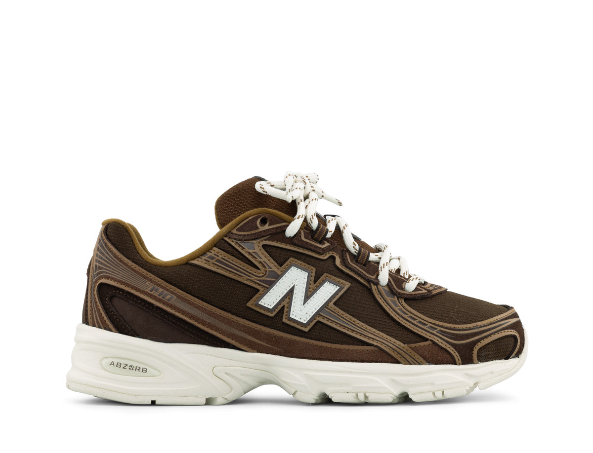 New Balance 740 pumpernickel