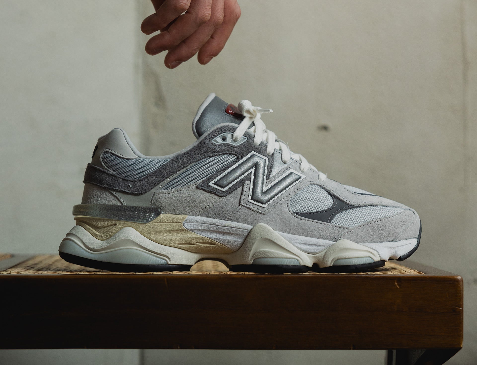 New Balance 9060 rain cloud castlerock white grey