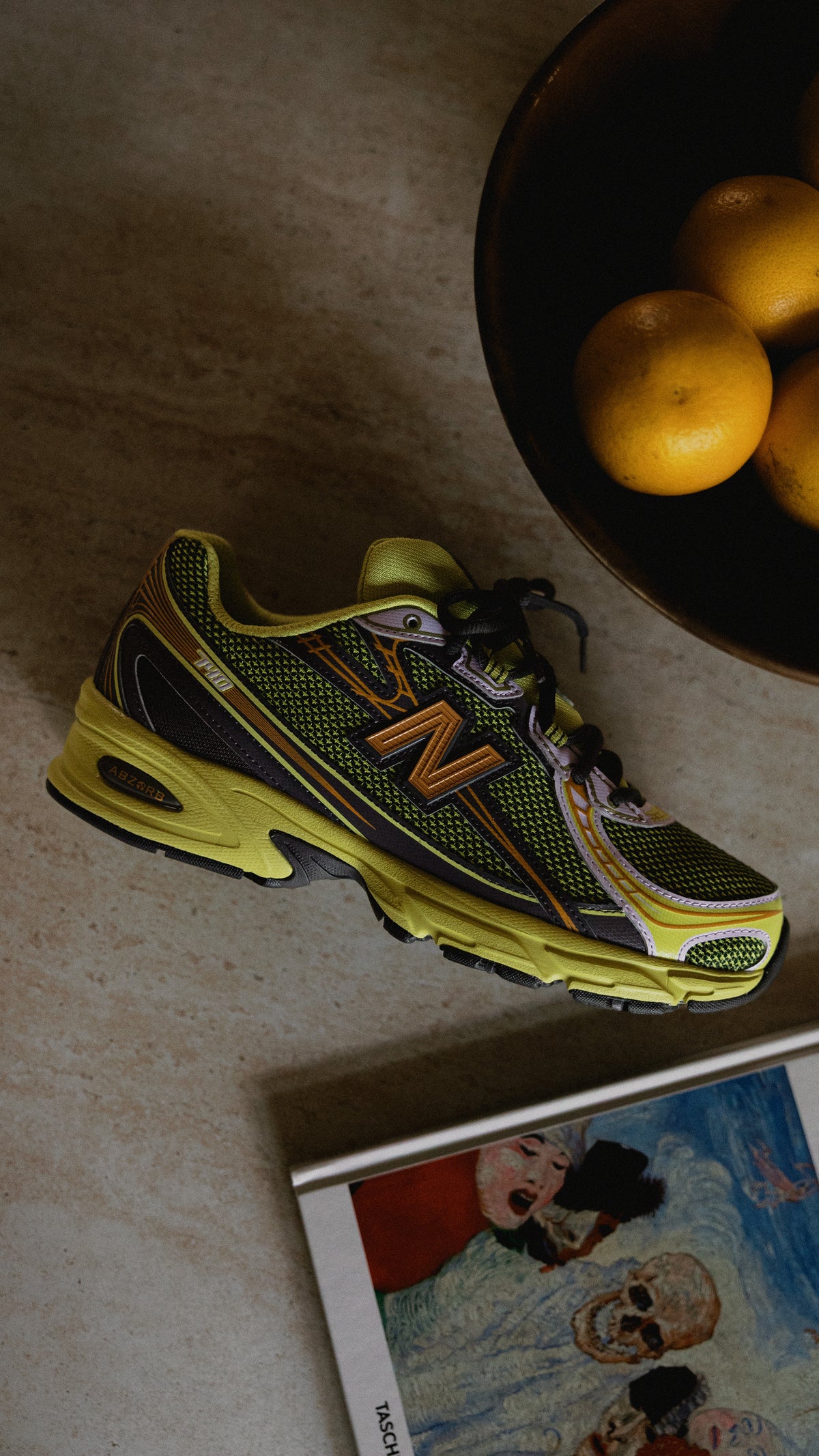 New Balance 740 field green
