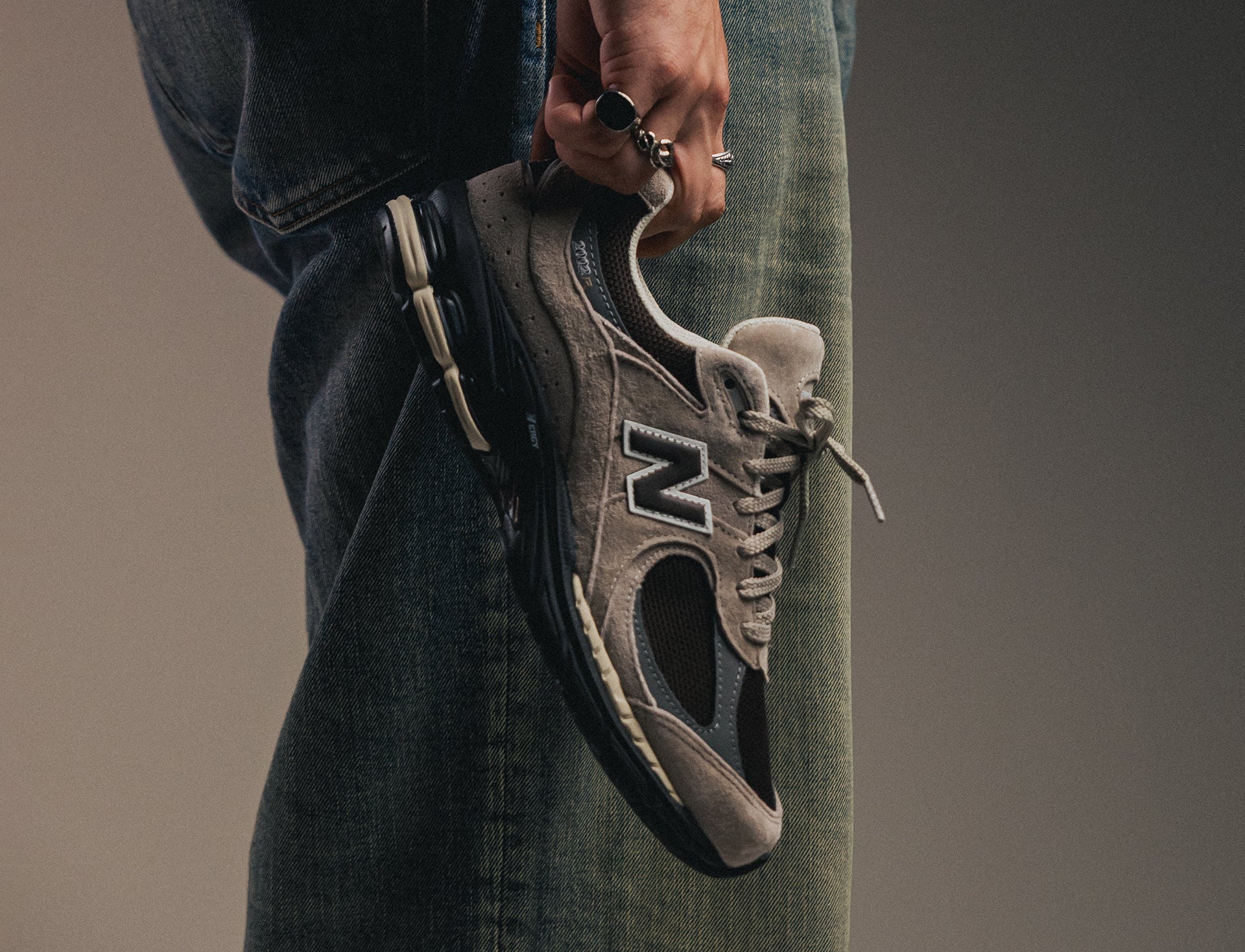 New Balance 2002R arid stone