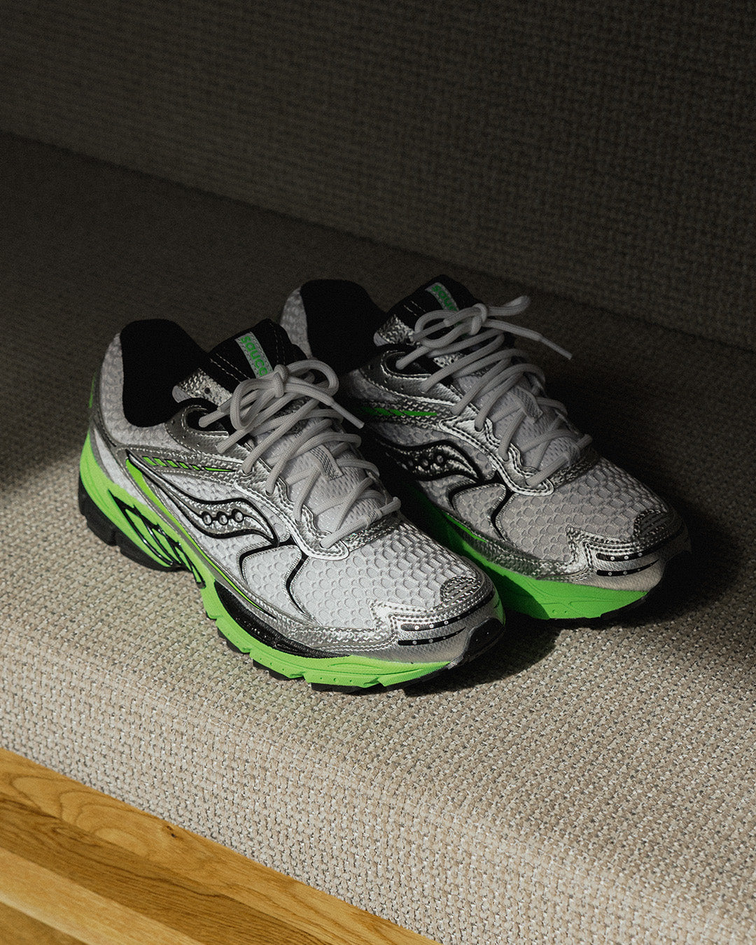 Saucony Progrid Ride 1 white slime
