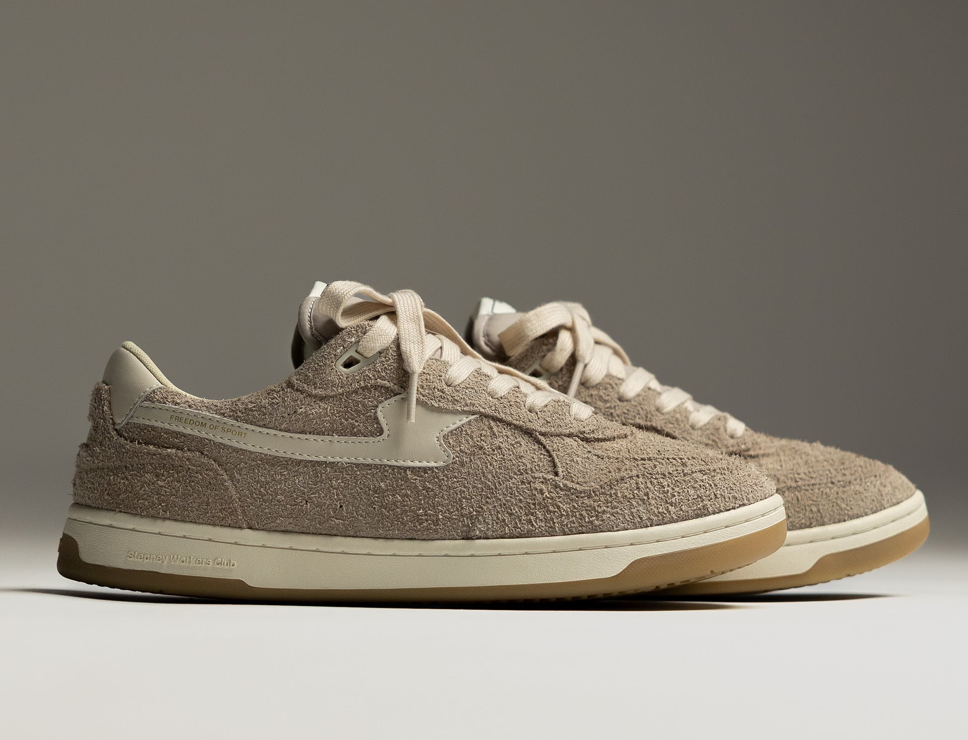 Stepney Workers Club Pro-Cup 01 S-Strike Geo-Merged Taupe