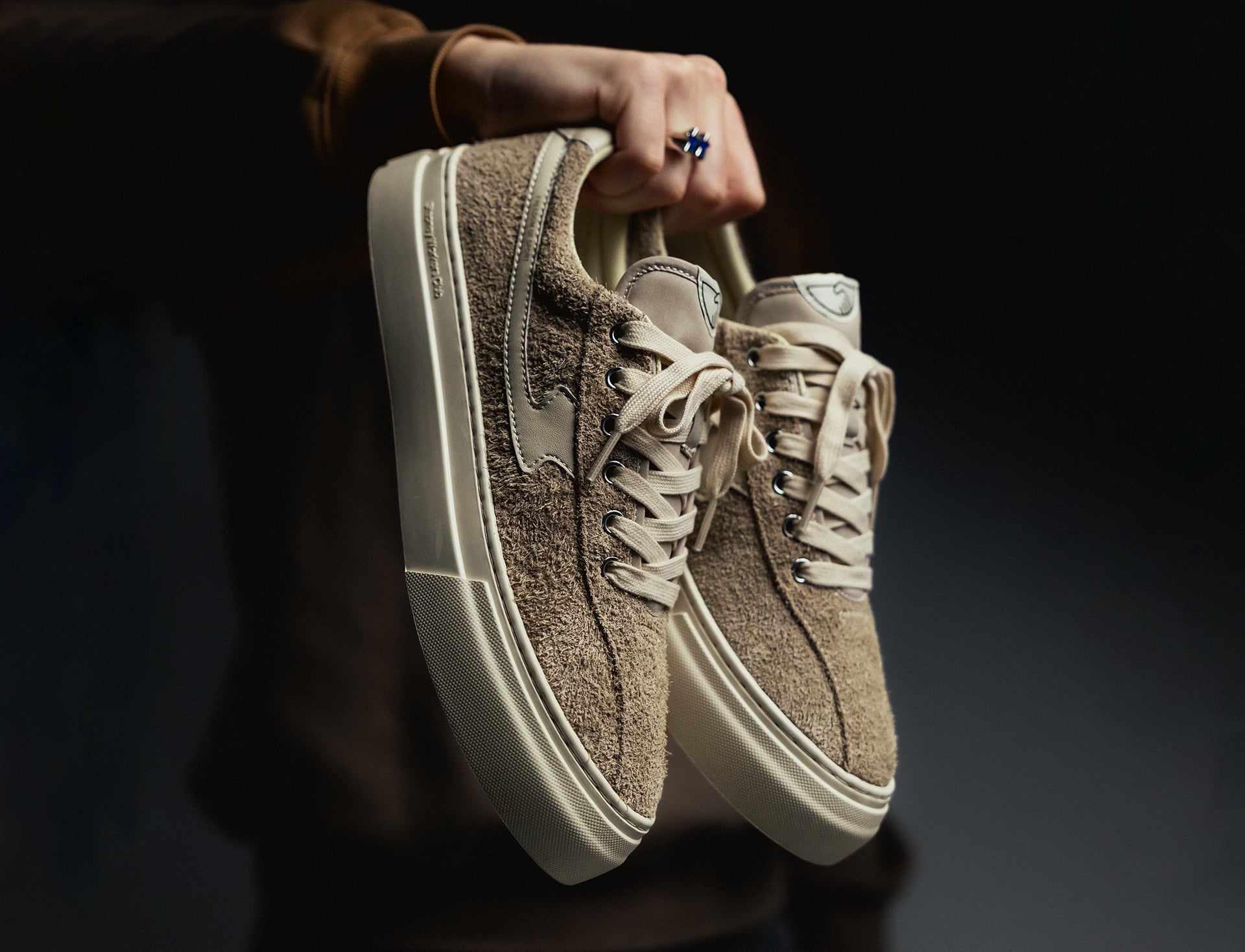 Stepney Workers Club Dellow S-Strike Cup Raw suede taupe