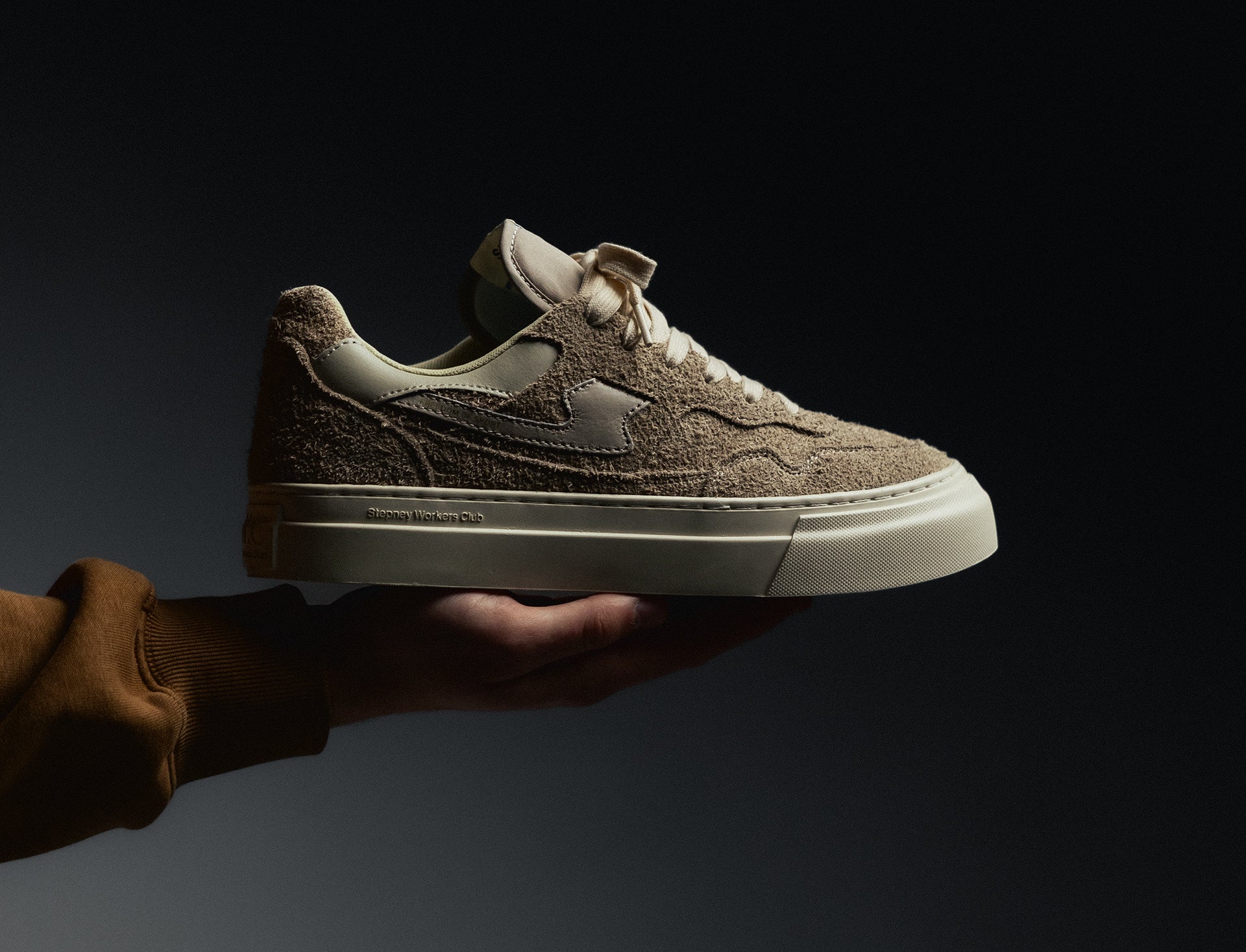 Stepney Workers Club Pearl S-Strike Raw Suede taupe