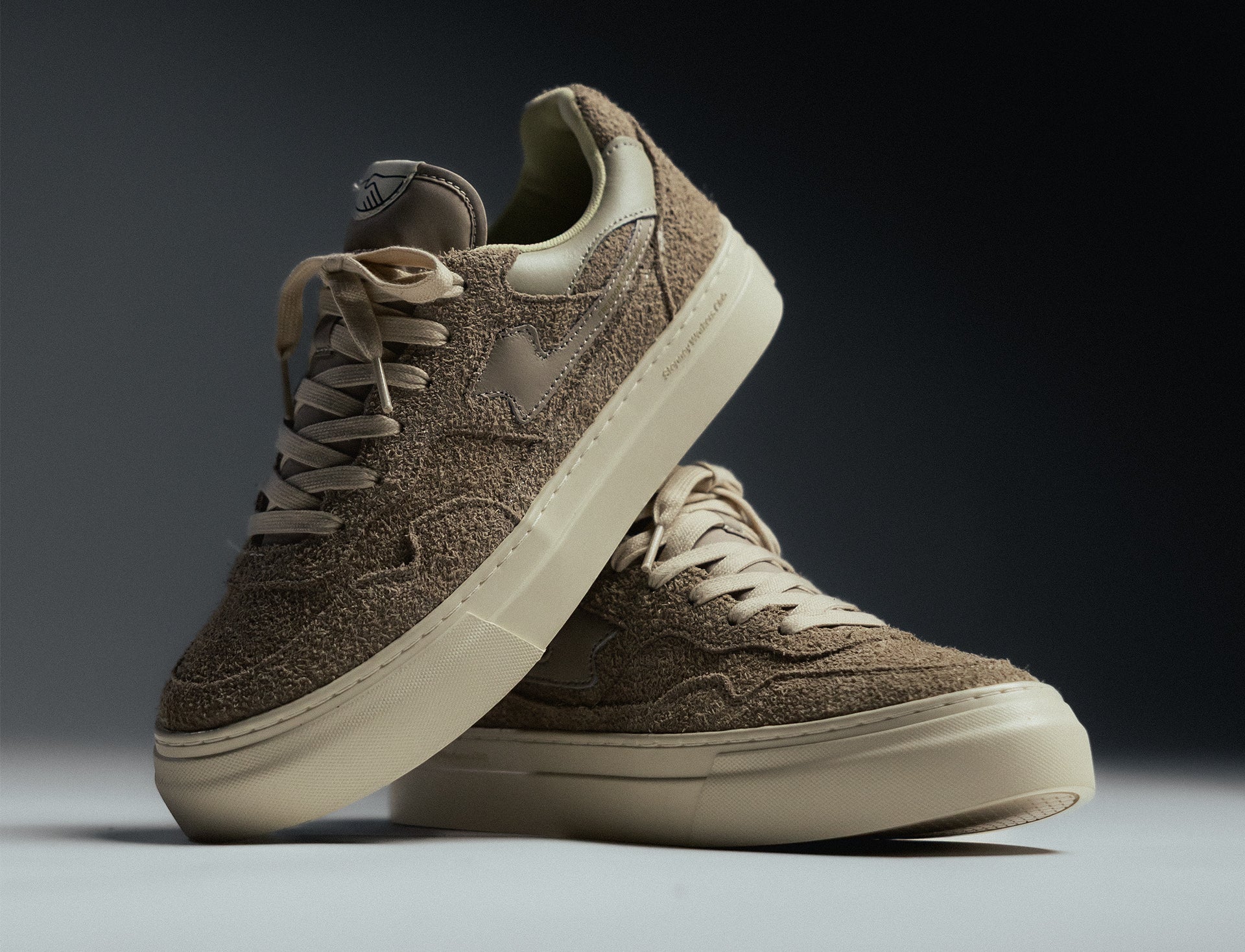 Stepney Workers Club Pearl S-Strike Raw Suede taupe