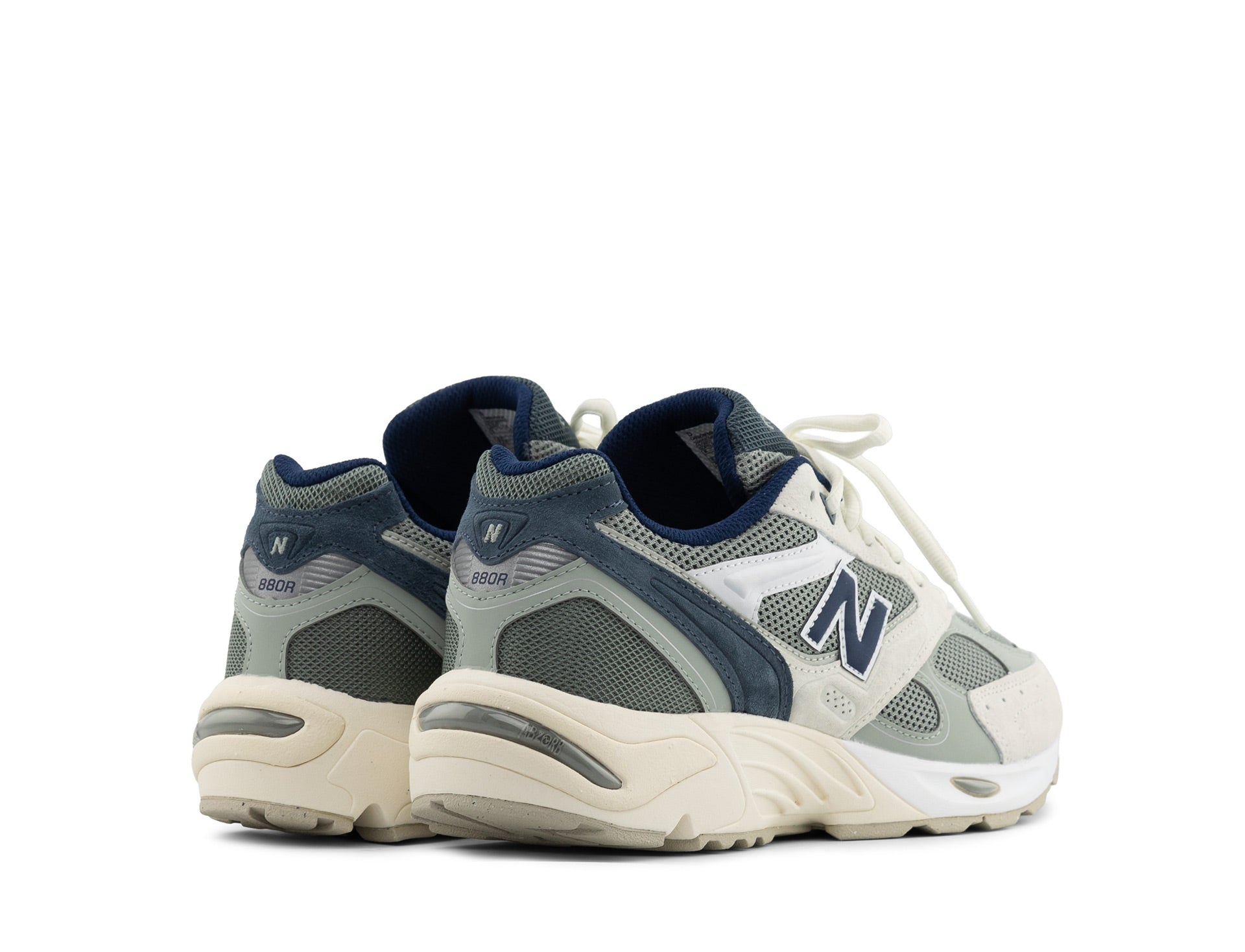 New Balance 880R sea salt slate grey