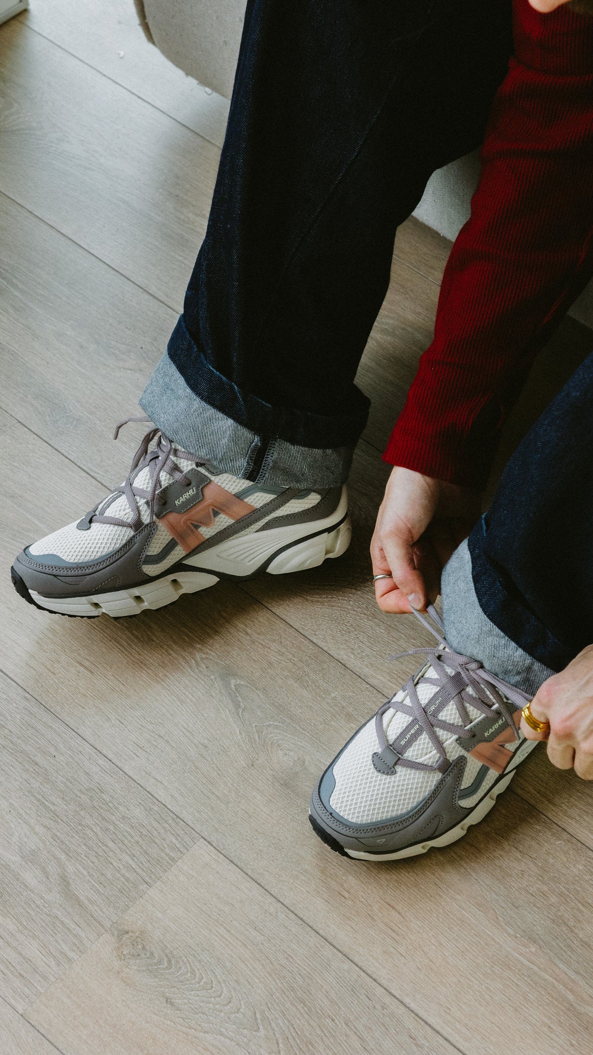 Karhu Super Fulcrum gray flannel adobe rose
