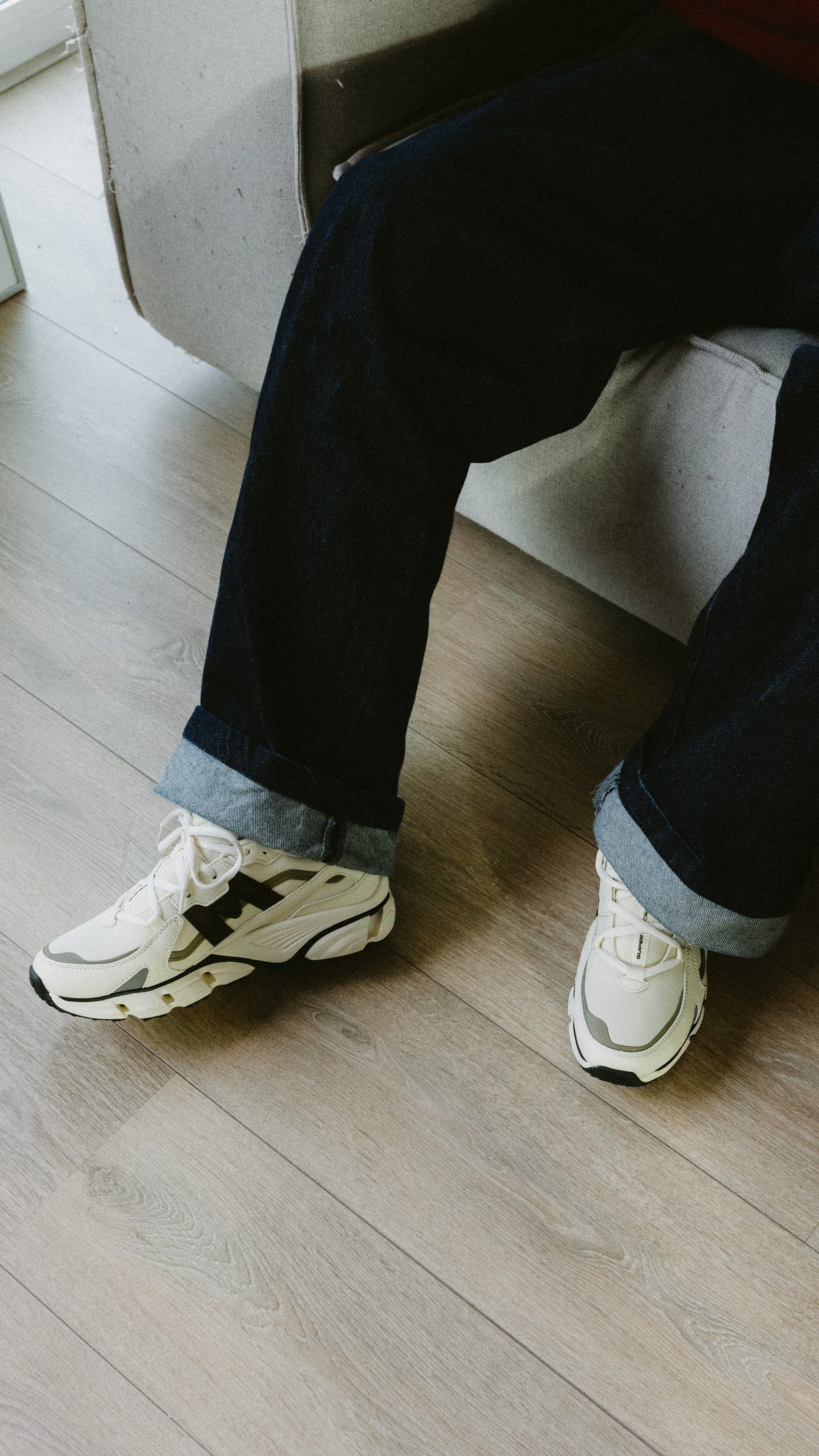 Karhu Super Fulcrum vanilla ice black