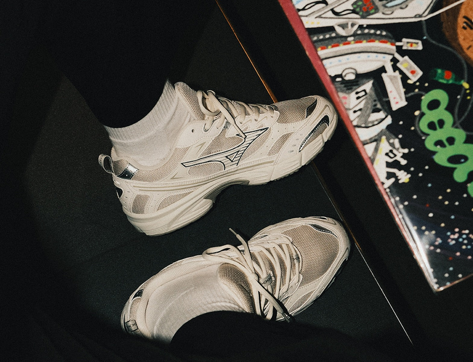 Mizuno MXR Casual summer sand pristine