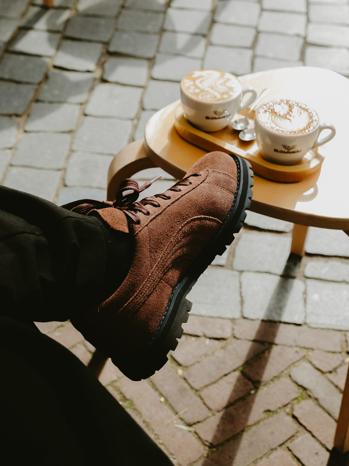 PUMA SNEAKERS