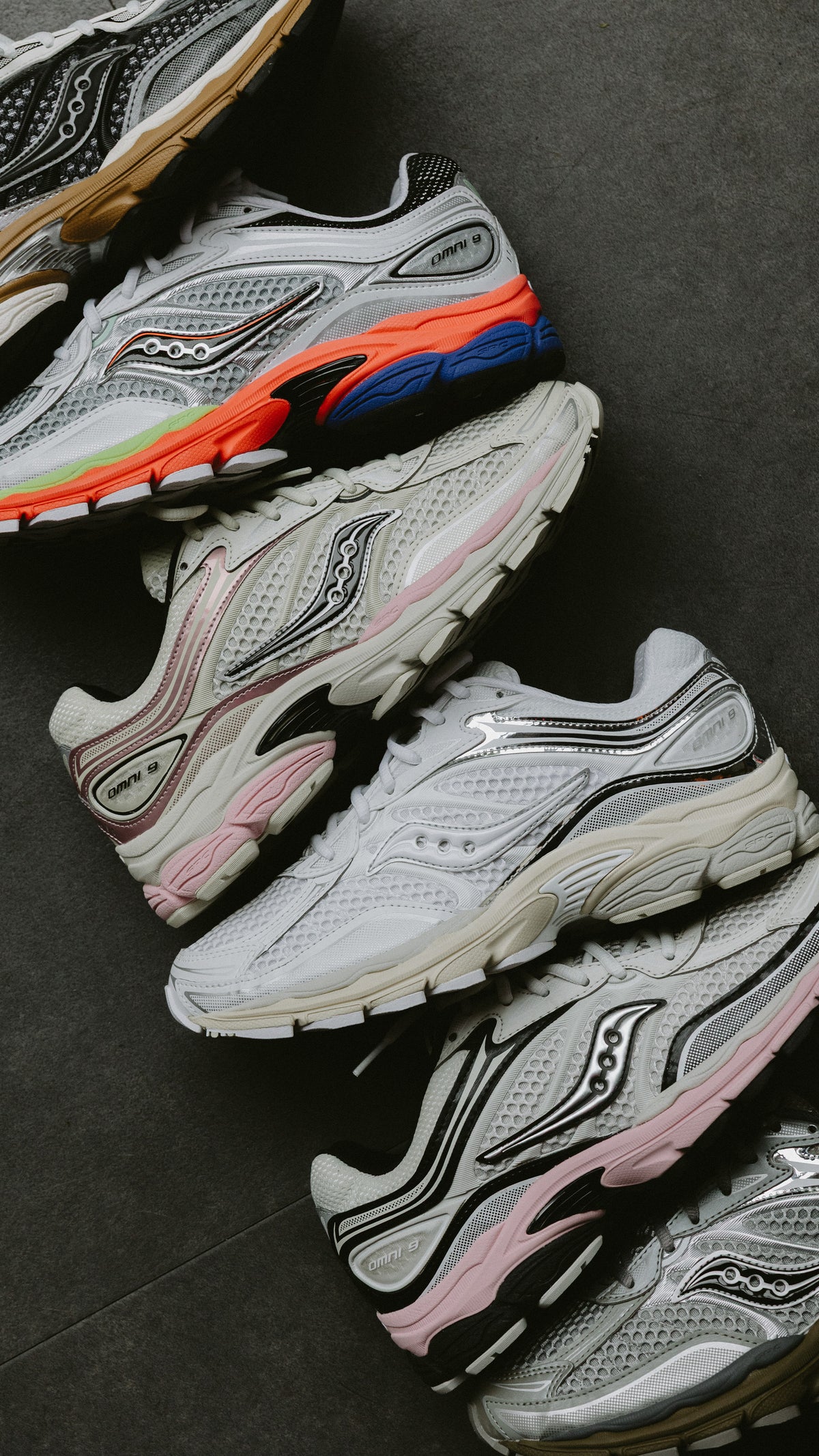 Saucony Progrid Omni 9 white eggshell