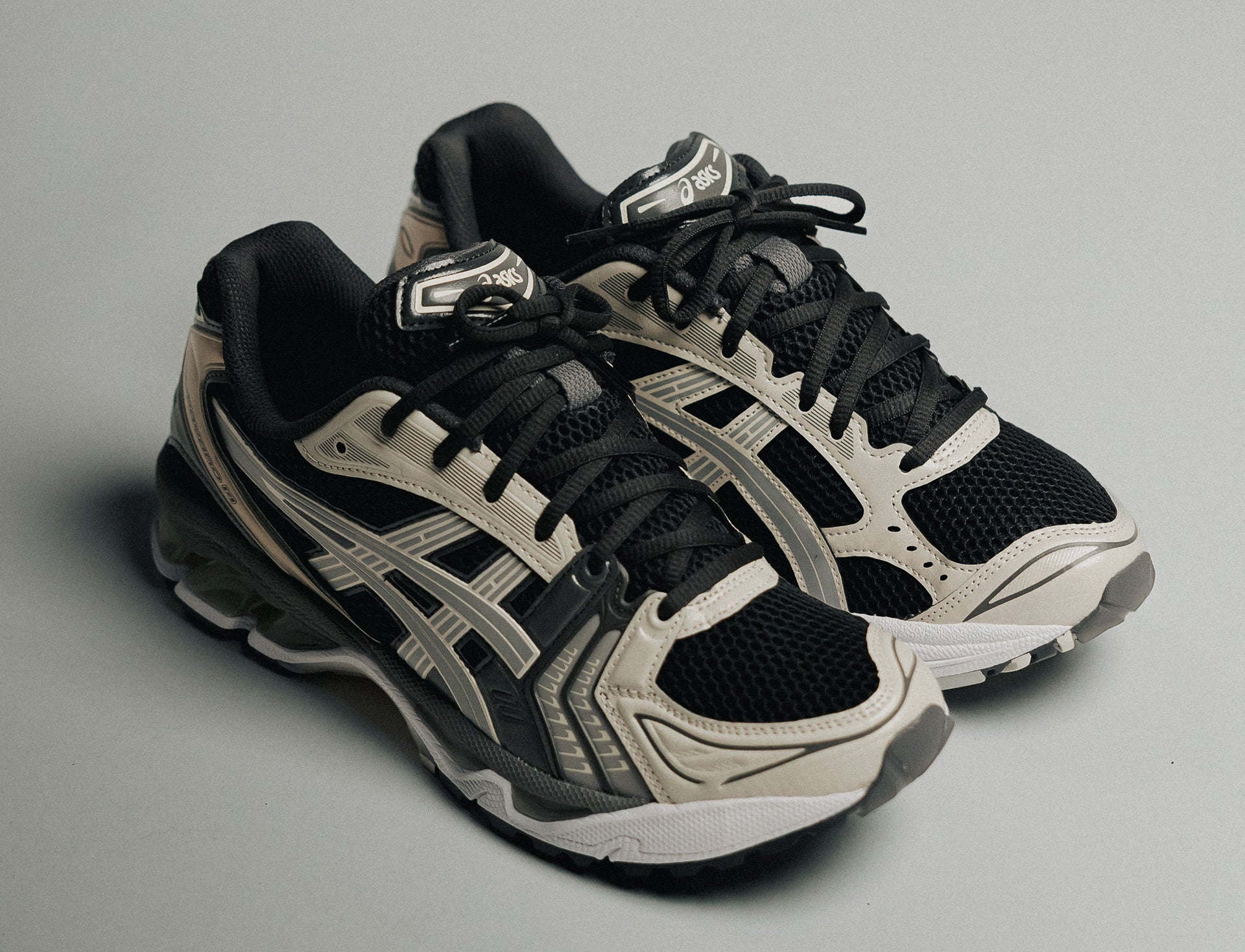 Asics Gel-Kayano 14 obsidian grey cement grey
