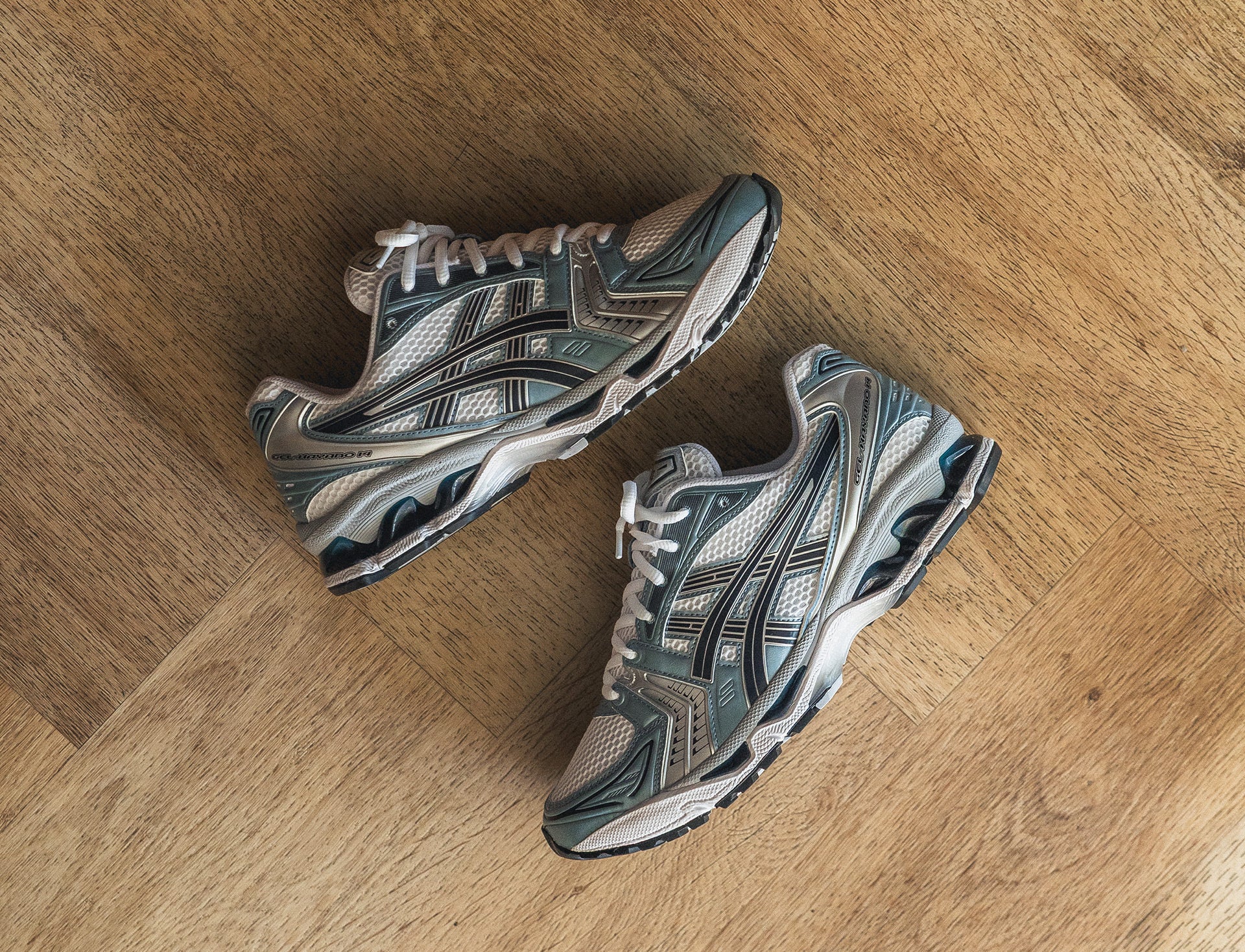 Asics Gel-Kayano 14 white fjord grey