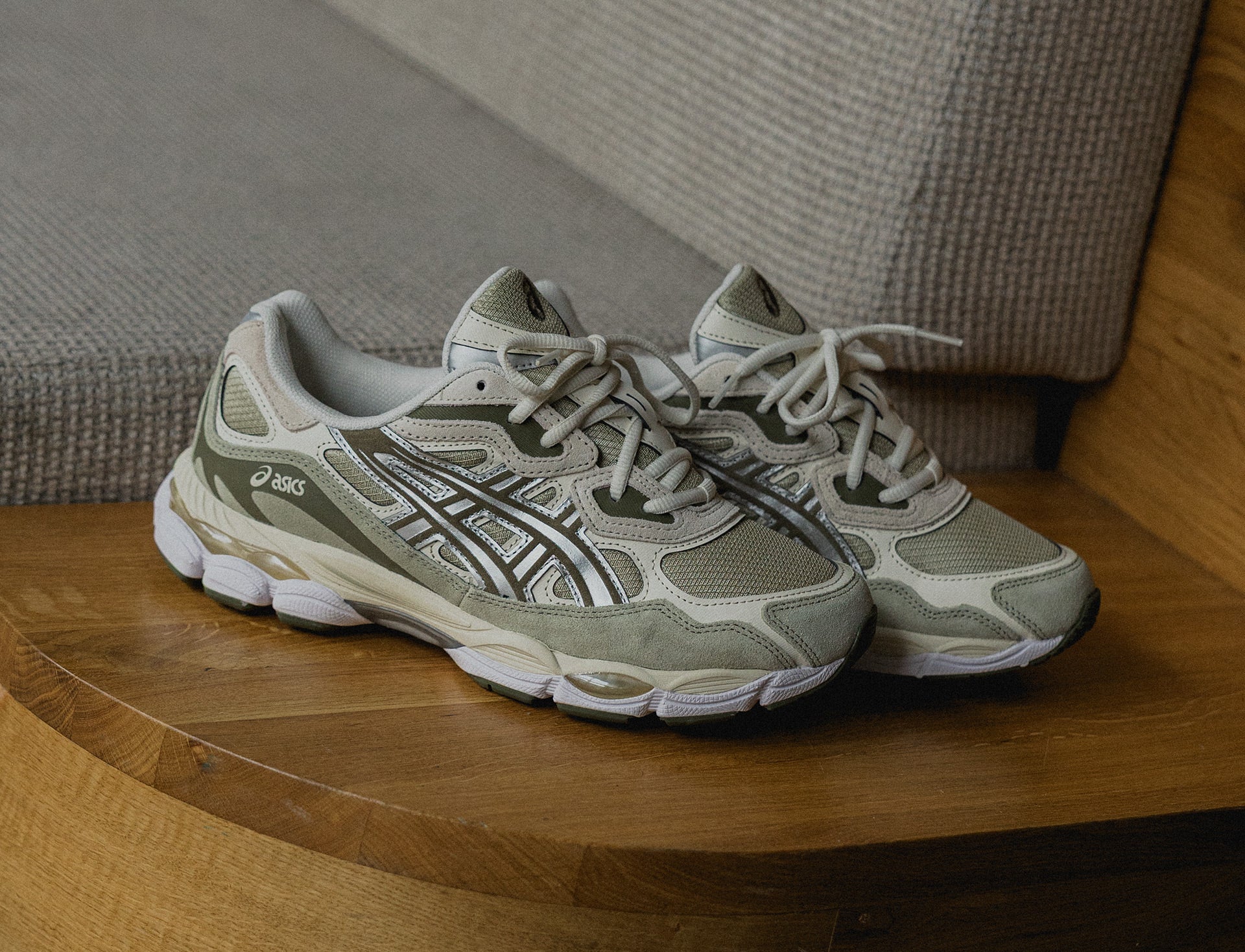 Asics Gel-NYC khaki pure silver