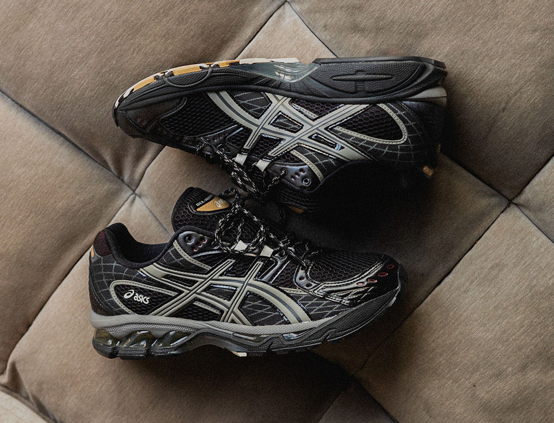 Asics Gel-Nimbus 10.1 black clay grey
