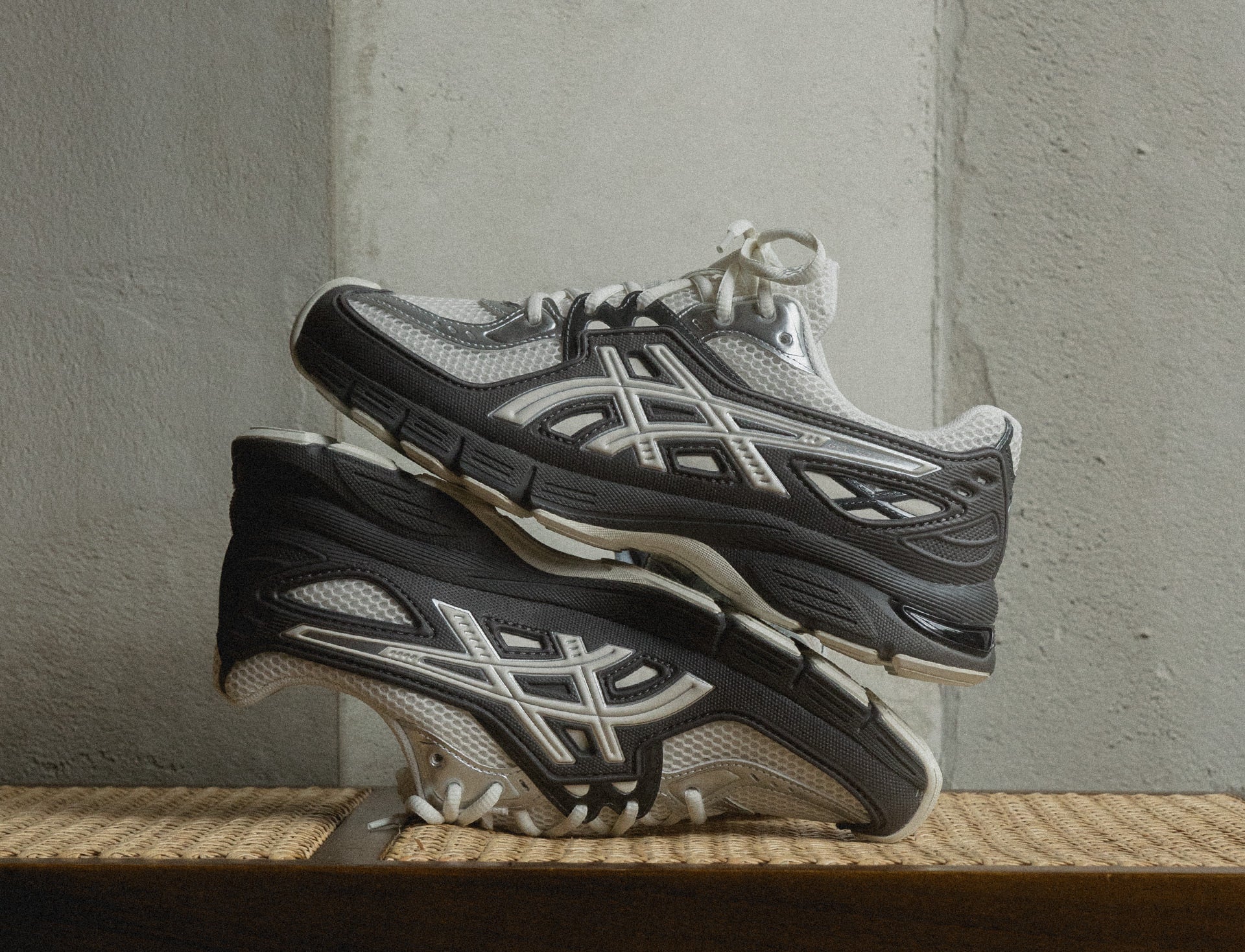 Asics Gel-SD-Lyte cream carbon