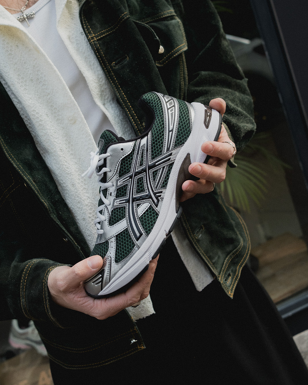 Asics Gel-1130 evergreen black