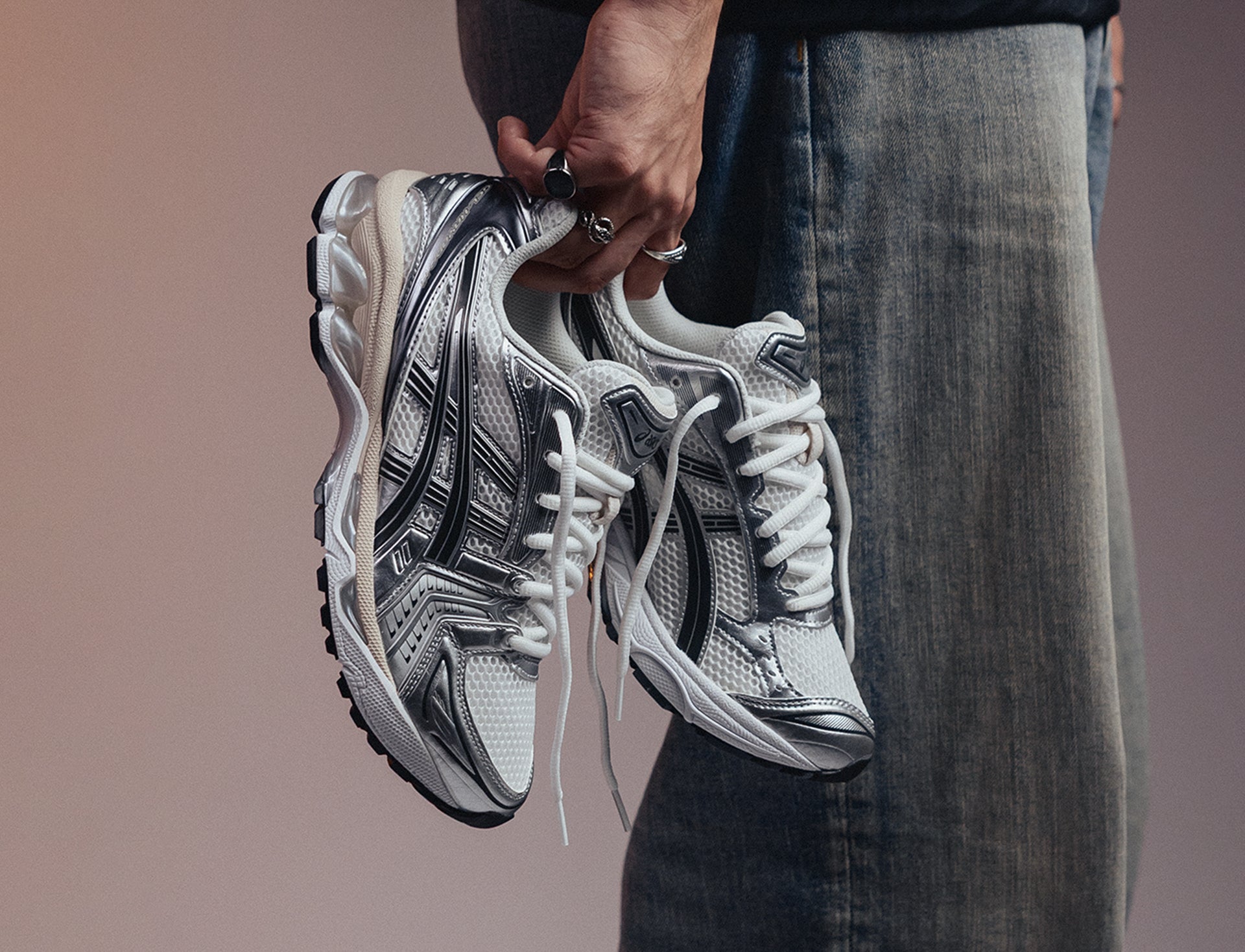 Asics Gel-Kayano 14 white graphite grey