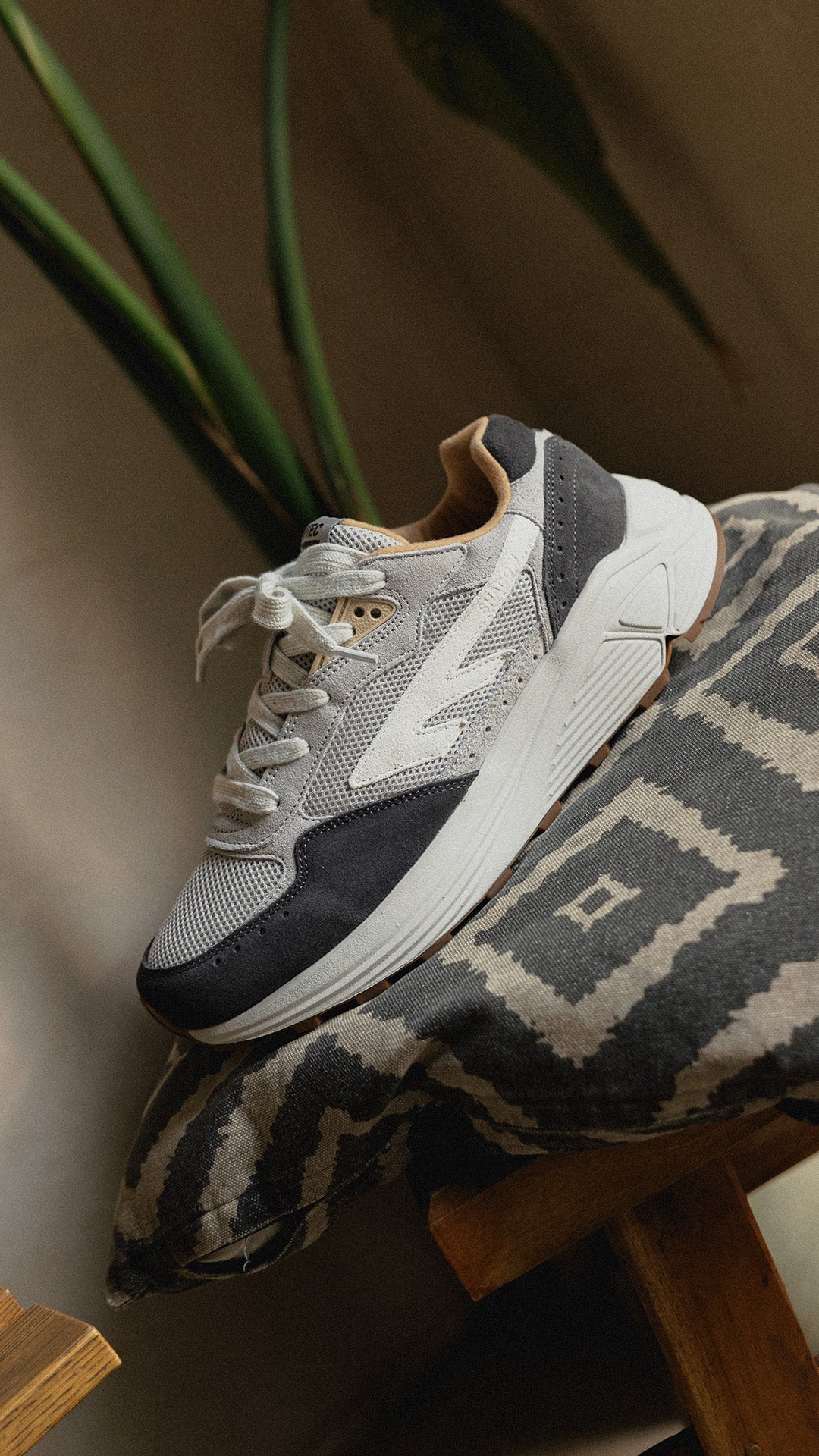 Hi-Tec HTS Shadow RGS thunderstorm gray violet iced coffee