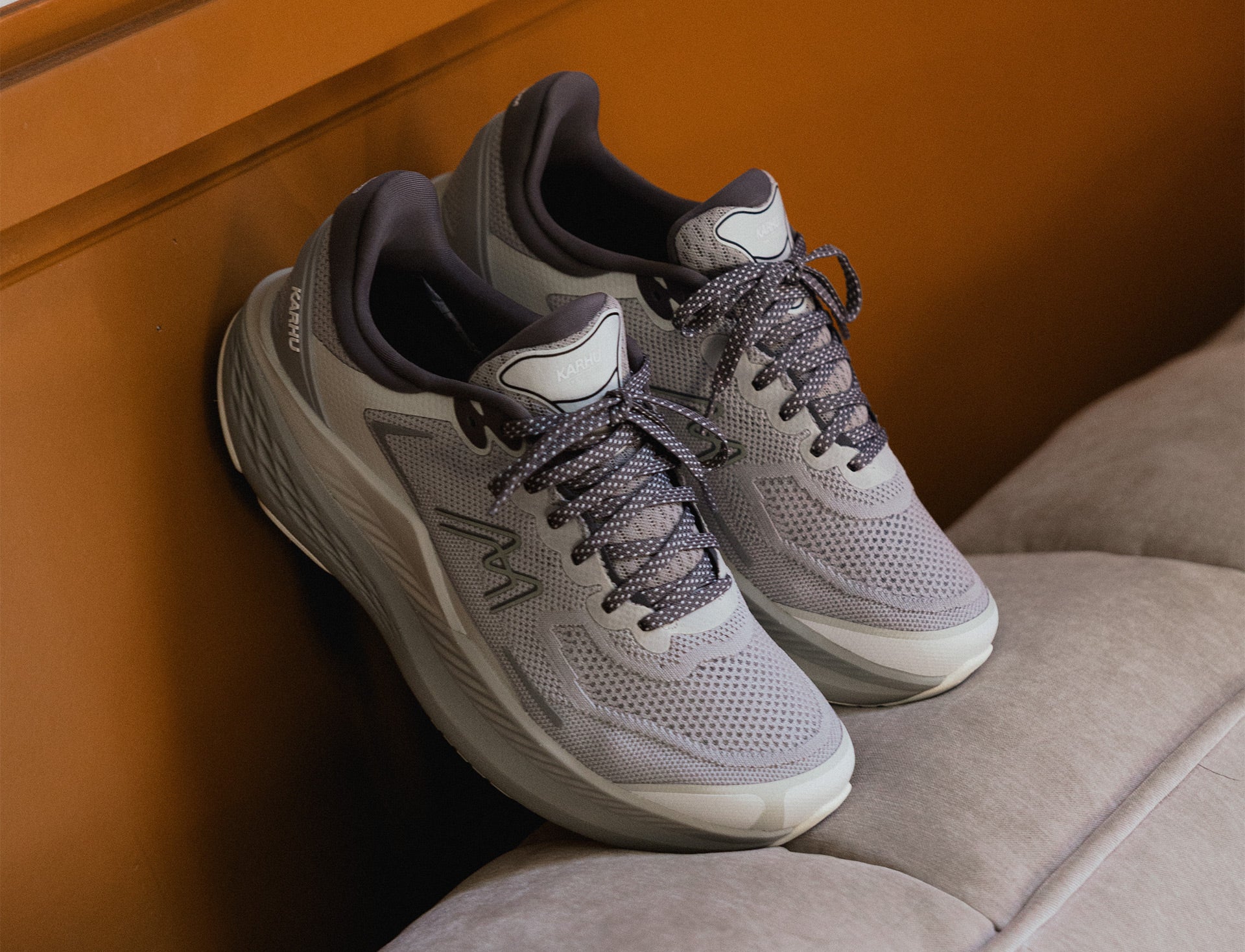 Karhu Mestari Run LS drizzle alfalfa