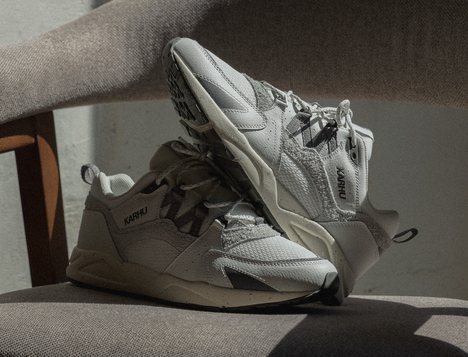 Karhu Fusion 2.0 blanc de blanc hematite